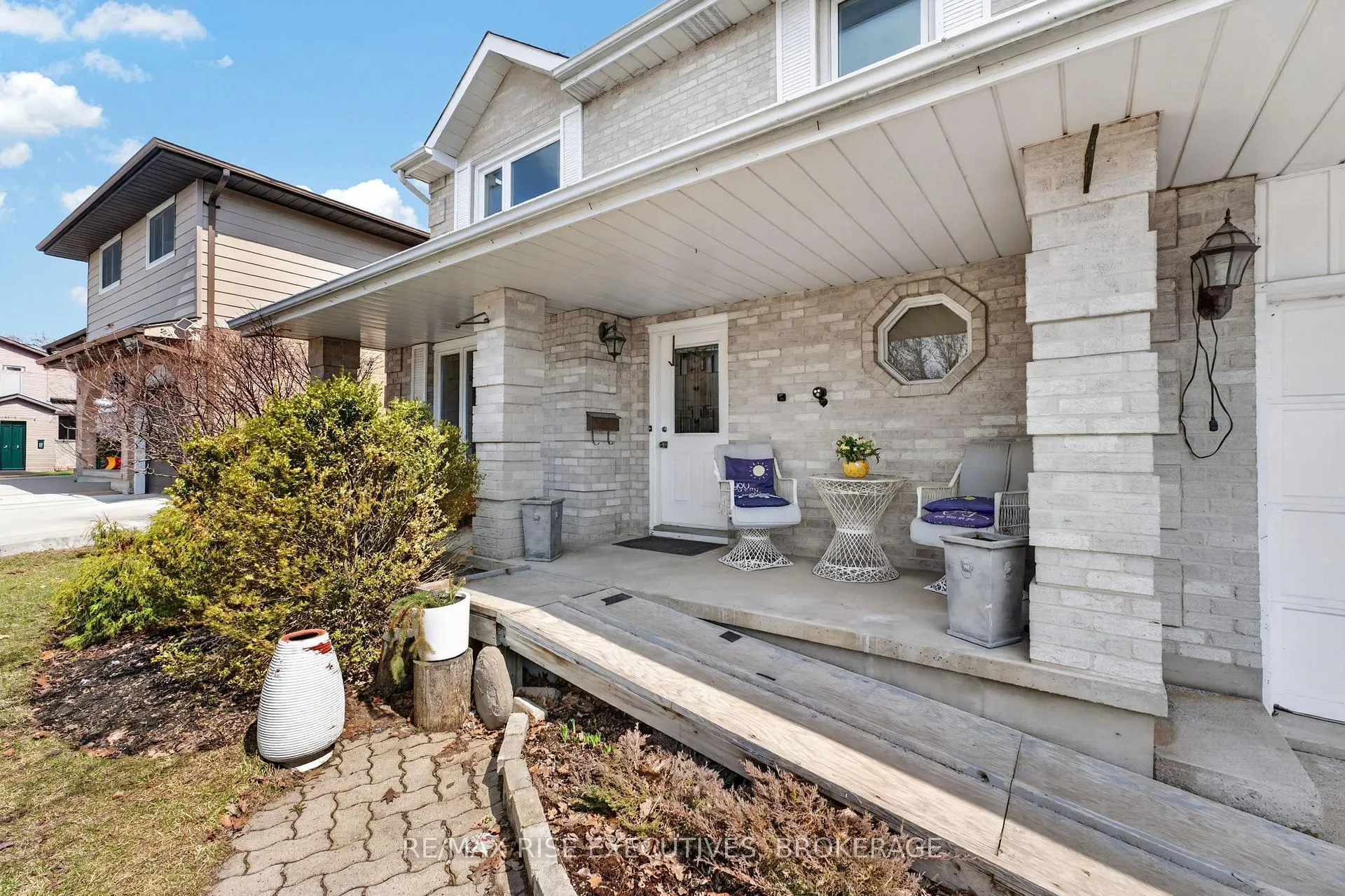 Photo 3 of 880 Lancaster Drive, Kingston, North of Taylor-Kidd Blvd — HOMEH