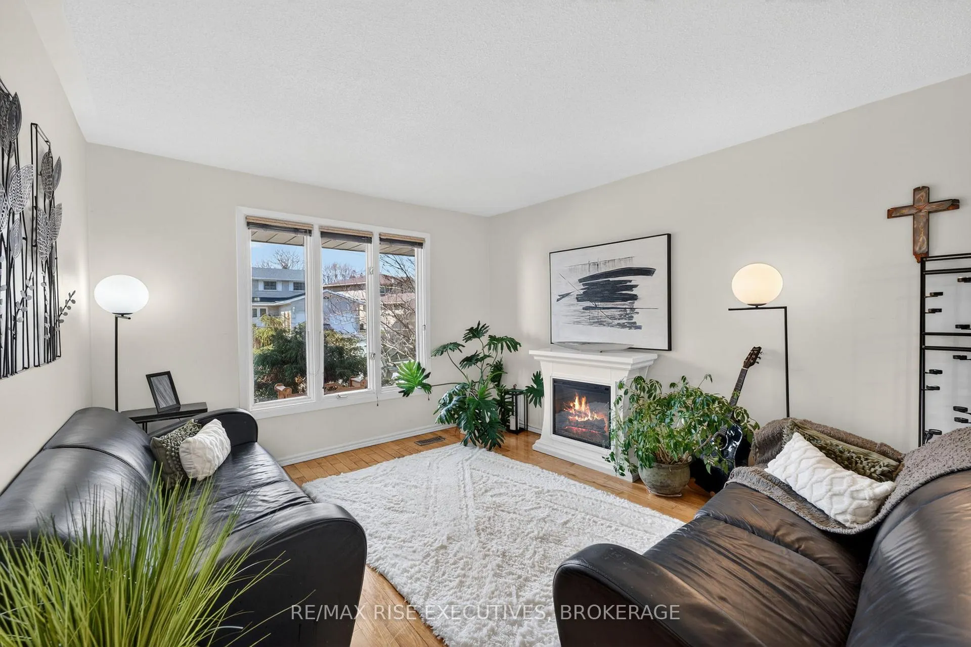 Photo 9 of 880 Lancaster Drive, Kingston, North of Taylor-Kidd Blvd — HOMEH