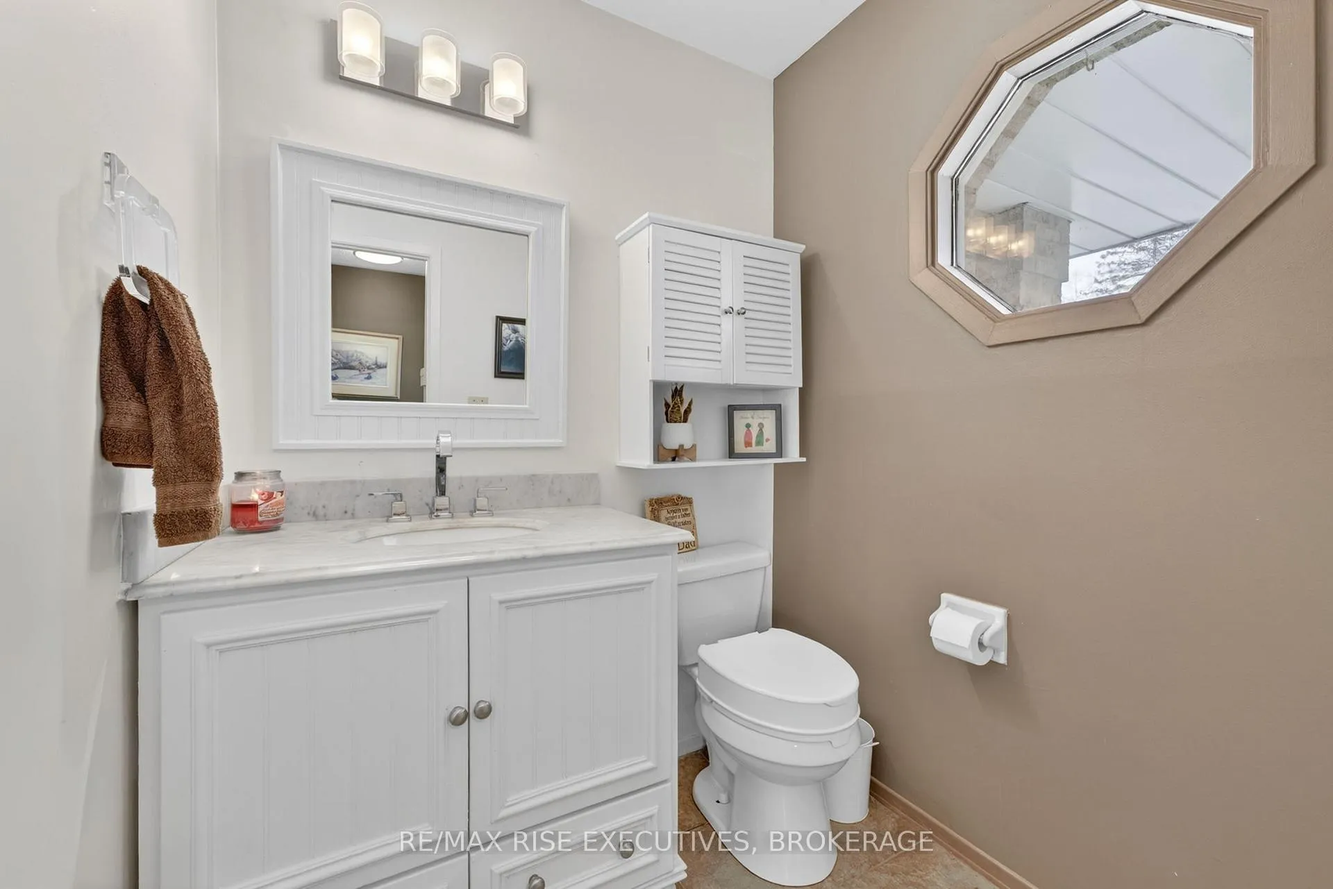Photo 17 of 880 Lancaster Drive, Kingston, North of Taylor-Kidd Blvd — HOMEH