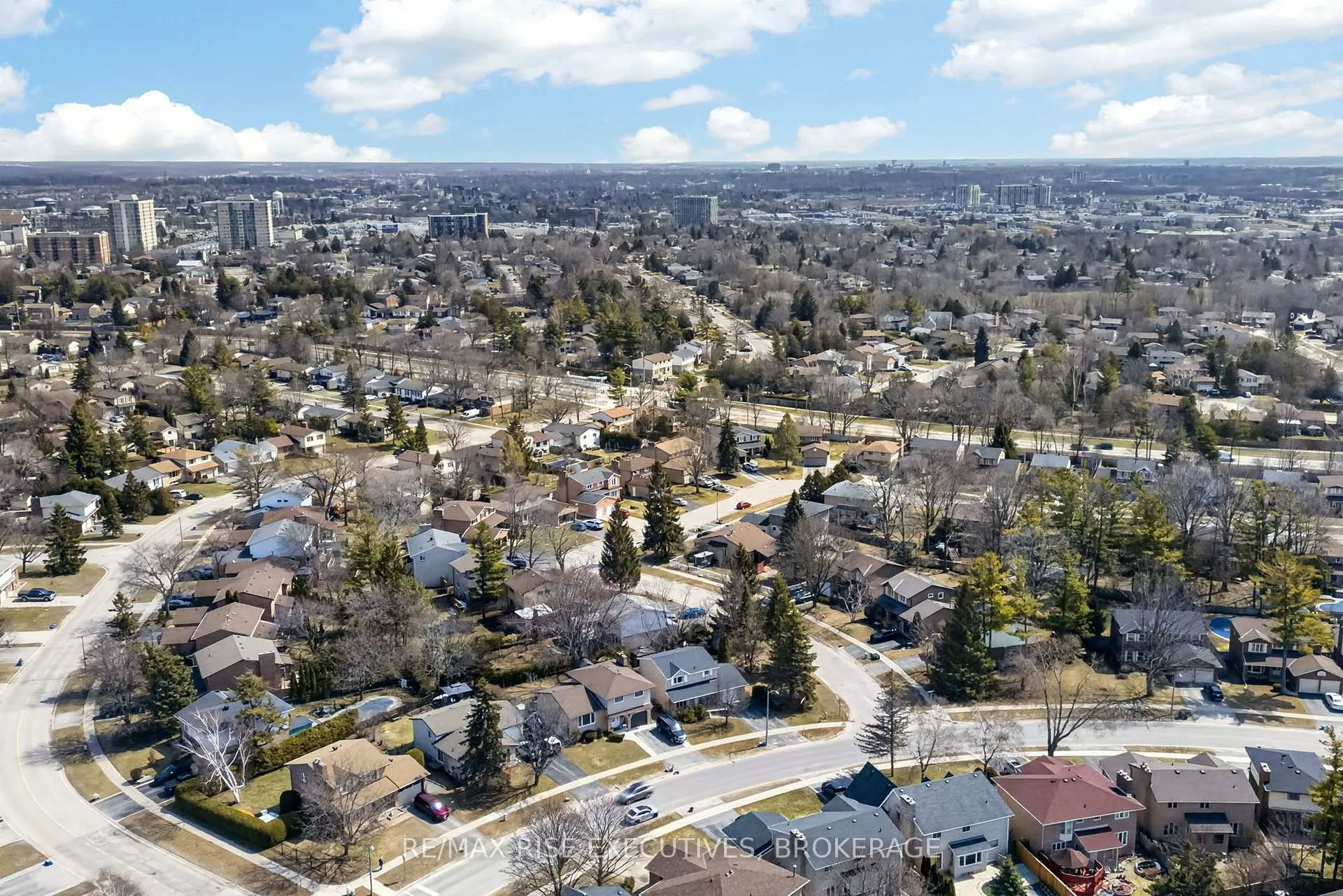 Photo 44 of 880 Lancaster Drive, Kingston, North of Taylor-Kidd Blvd — HOMEH