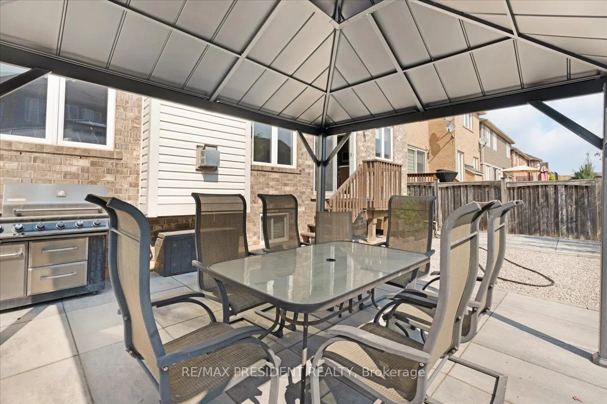 Photo 43 of 306 Pringle Avenue, Milton, Scott — HOMEH