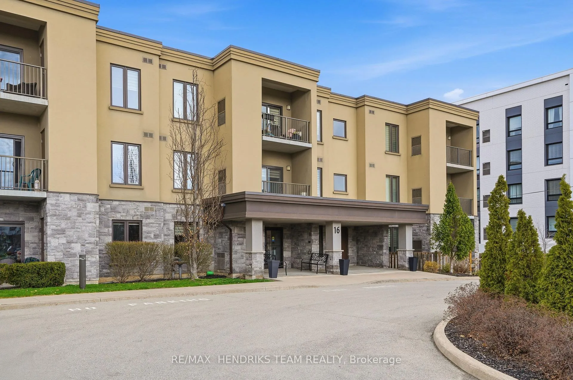 Photo 2 of Unit 109, 16 Sullivan Avenue, Thorold, Thorold Downtown — HOMEH