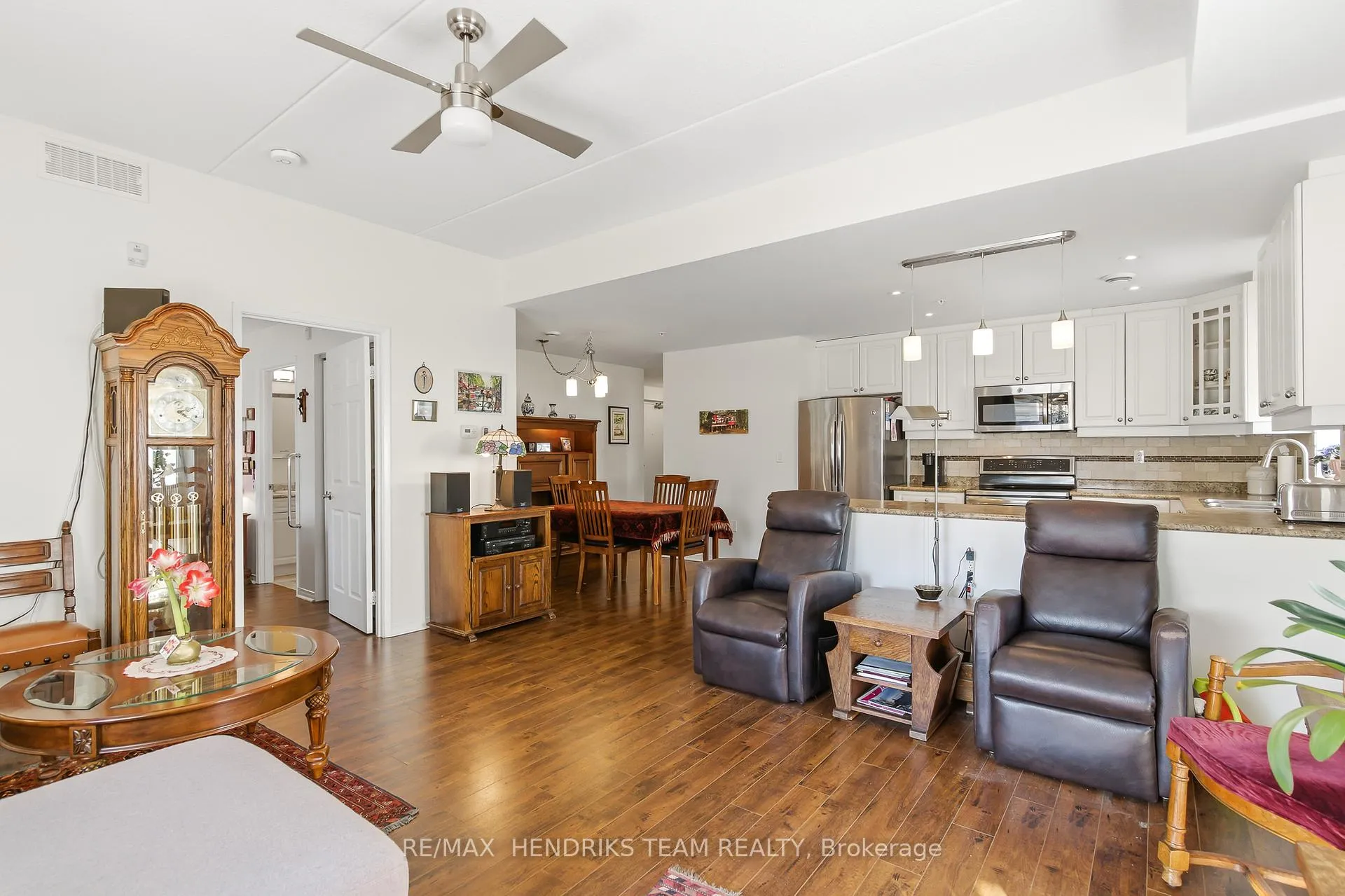 Photo 11 of Unit 109, 16 Sullivan Avenue, Thorold, Thorold Downtown — HOMEH