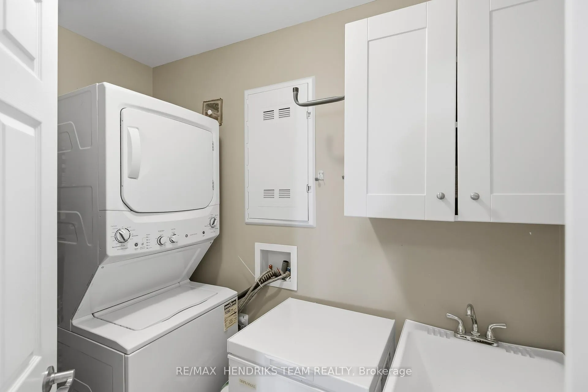 Photo 17 of Unit 109, 16 Sullivan Avenue, Thorold, Thorold Downtown — HOMEH