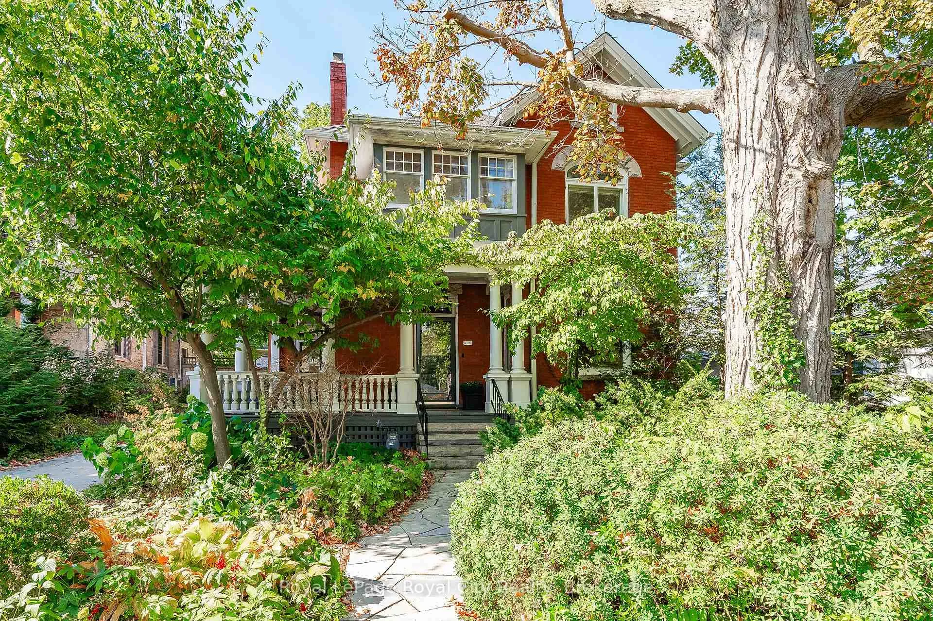 Photo 2 of 138 Dublin Street N, Guelph, Downtown — HOMEH