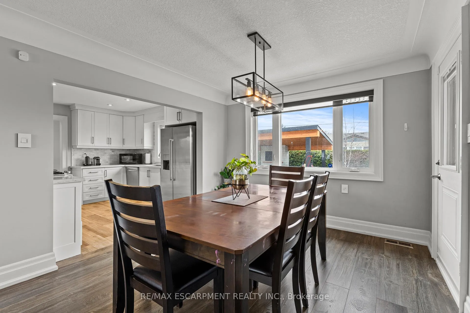 Photo 15 of 28 Bonita Drive, Hamilton, Stoney Creek — HOMEH