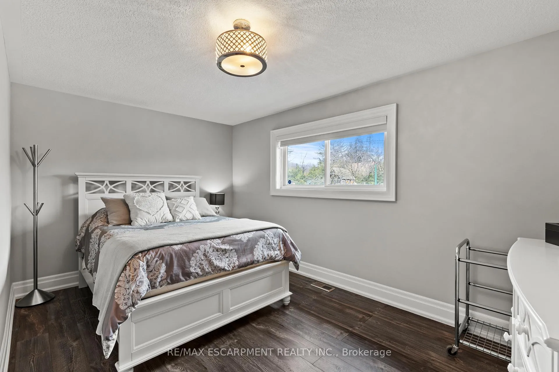 Photo 21 of 28 Bonita Drive, Hamilton, Stoney Creek — HOMEH