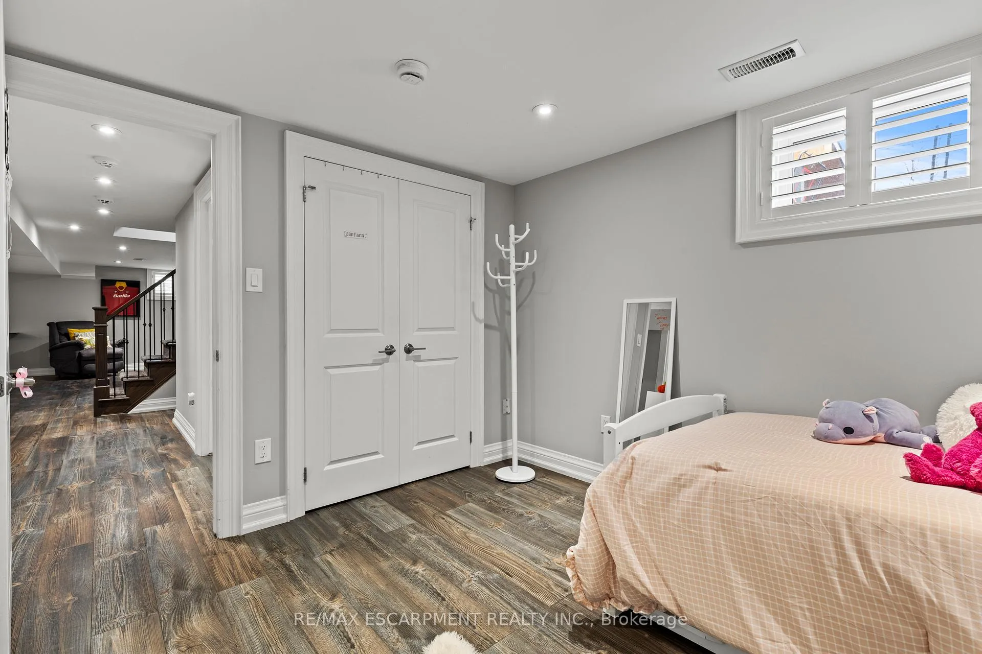 Photo 36 of 28 Bonita Drive, Hamilton, Stoney Creek — HOMEH