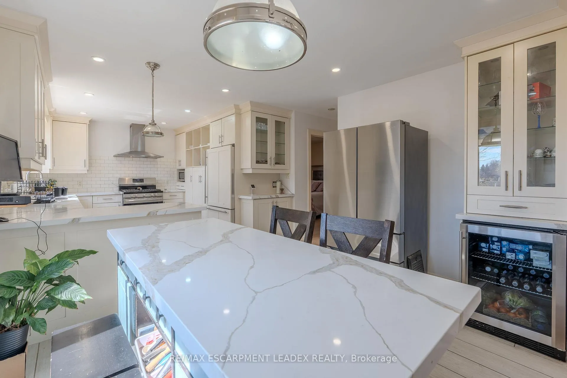 Photo 11 of 959 Book Road, Hamilton, Rural Ancaster — HOMEH