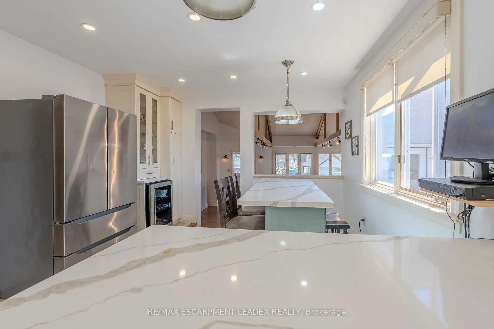 Photo 12 of 959 Book Road, Hamilton, Rural Ancaster — HOMEH
