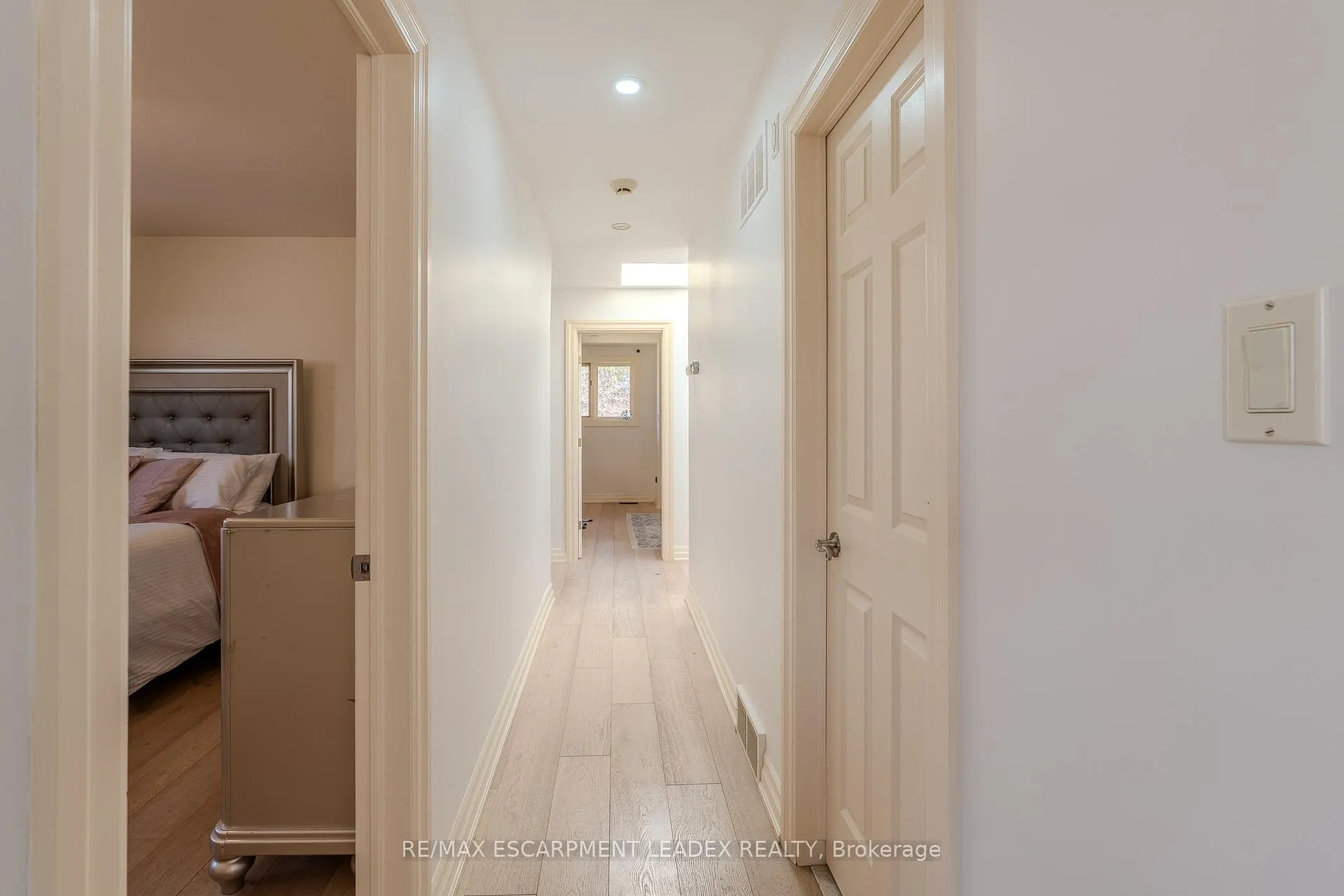 Photo 15 of 959 Book Road, Hamilton, Rural Ancaster — HOMEH