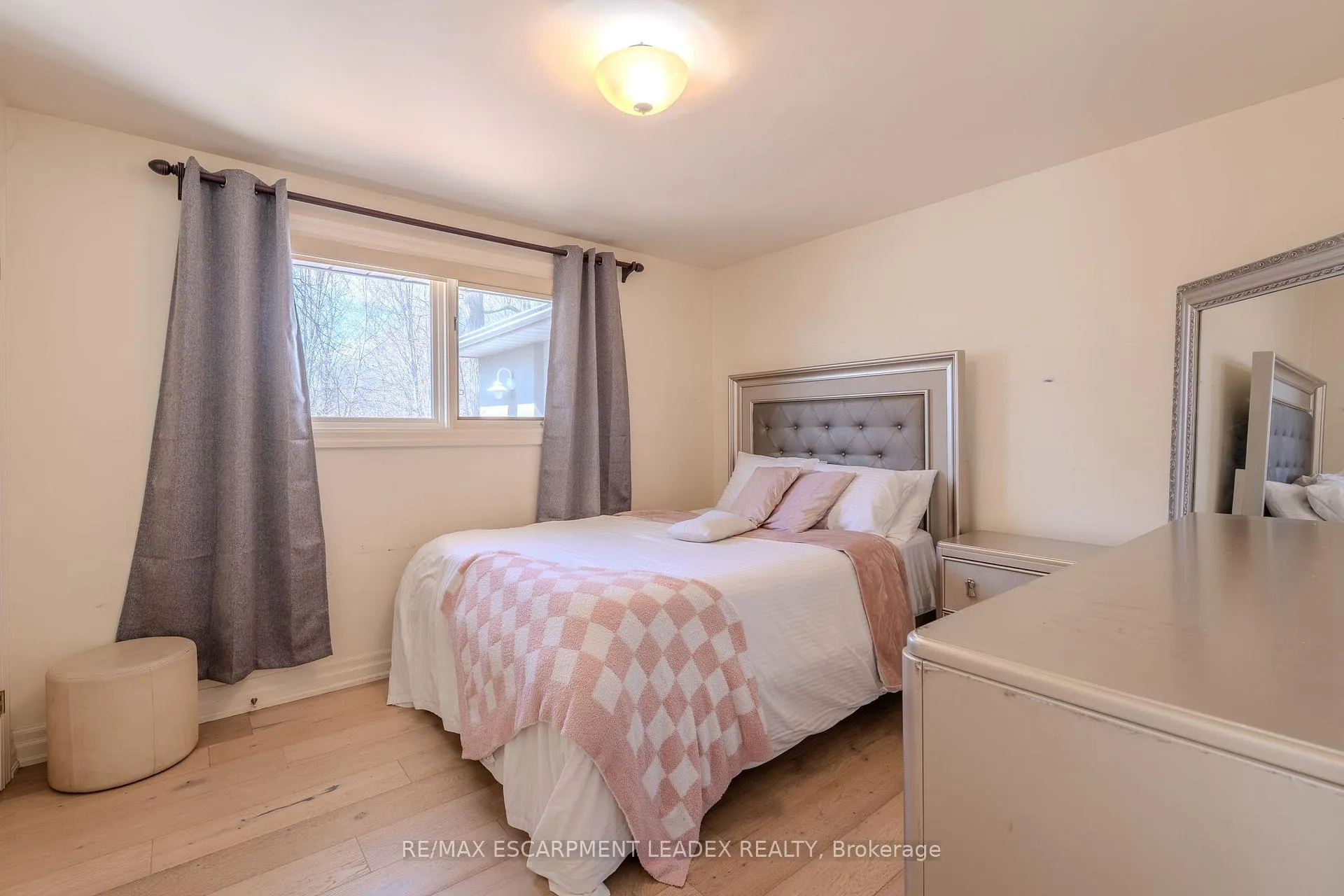 Photo 16 of 959 Book Road, Hamilton, Rural Ancaster — HOMEH
