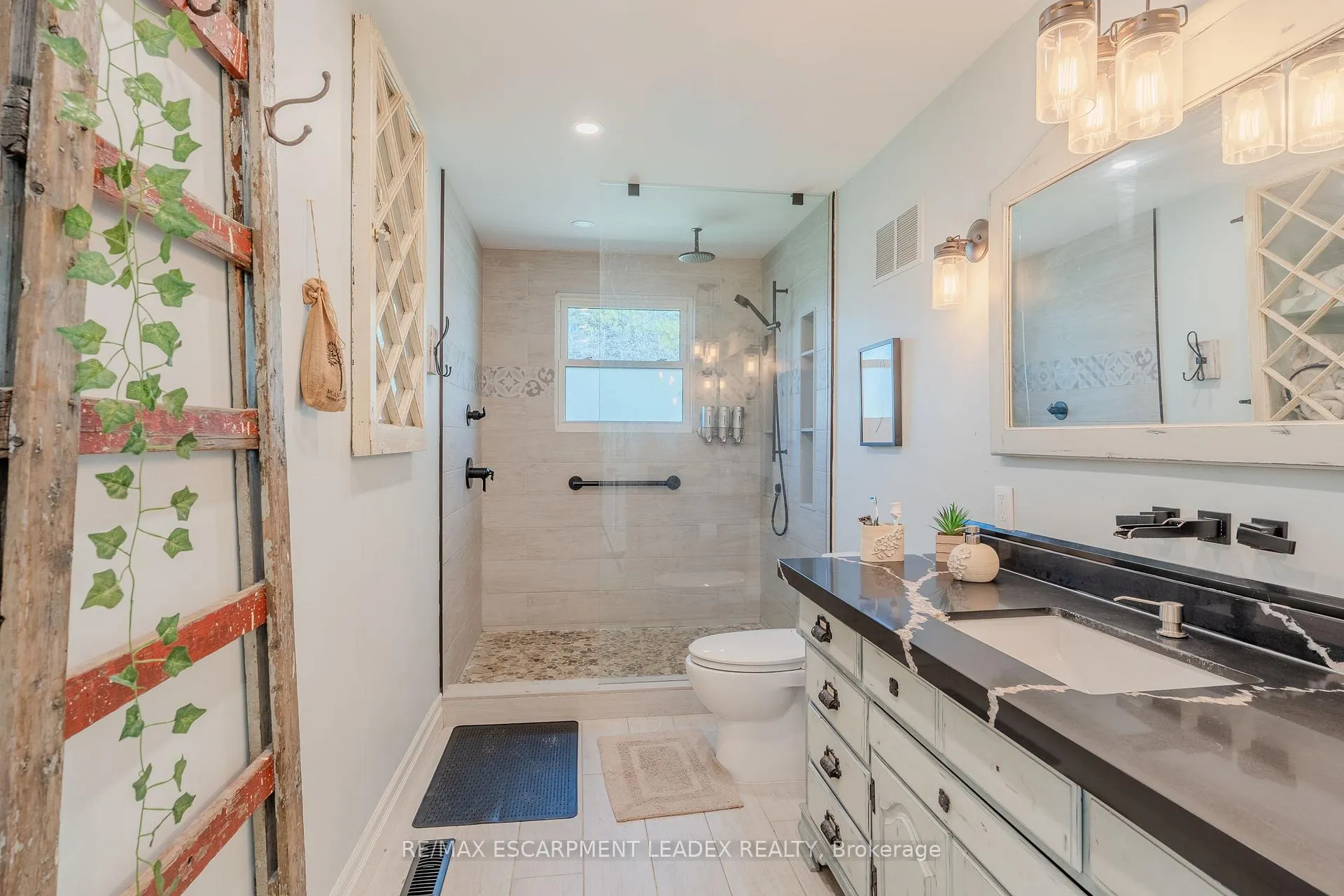 Photo 23 of 959 Book Road, Hamilton, Rural Ancaster — HOMEH