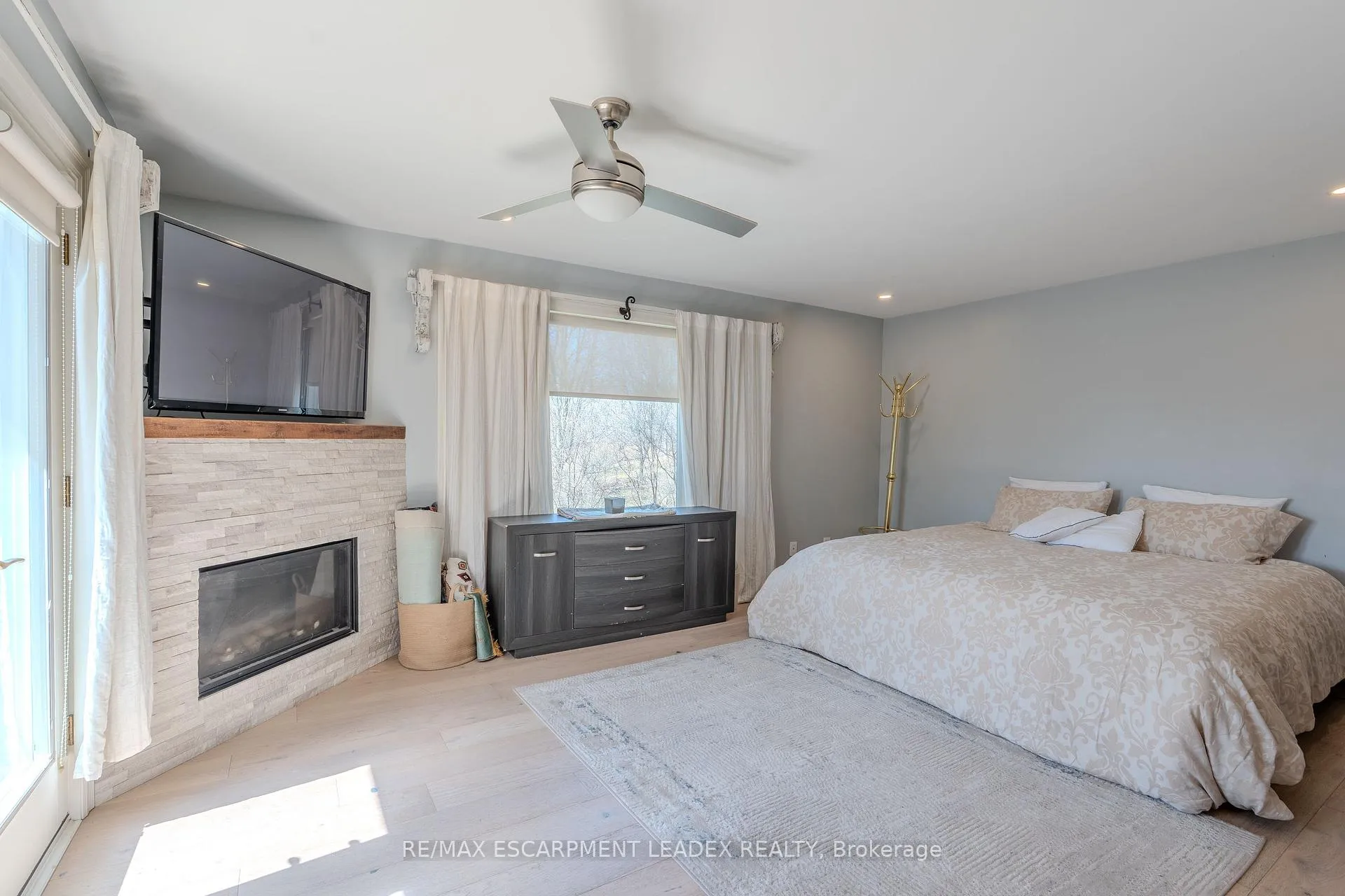 Photo 24 of 959 Book Road, Hamilton, Rural Ancaster — HOMEH