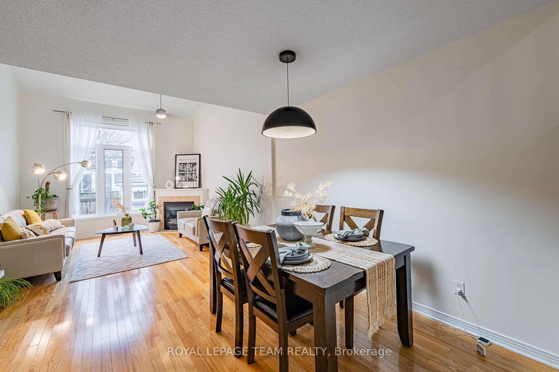 Photo 10 of 66 Gray Crescent, Ottawa, Kanata - Beaverbrook — HOMEH