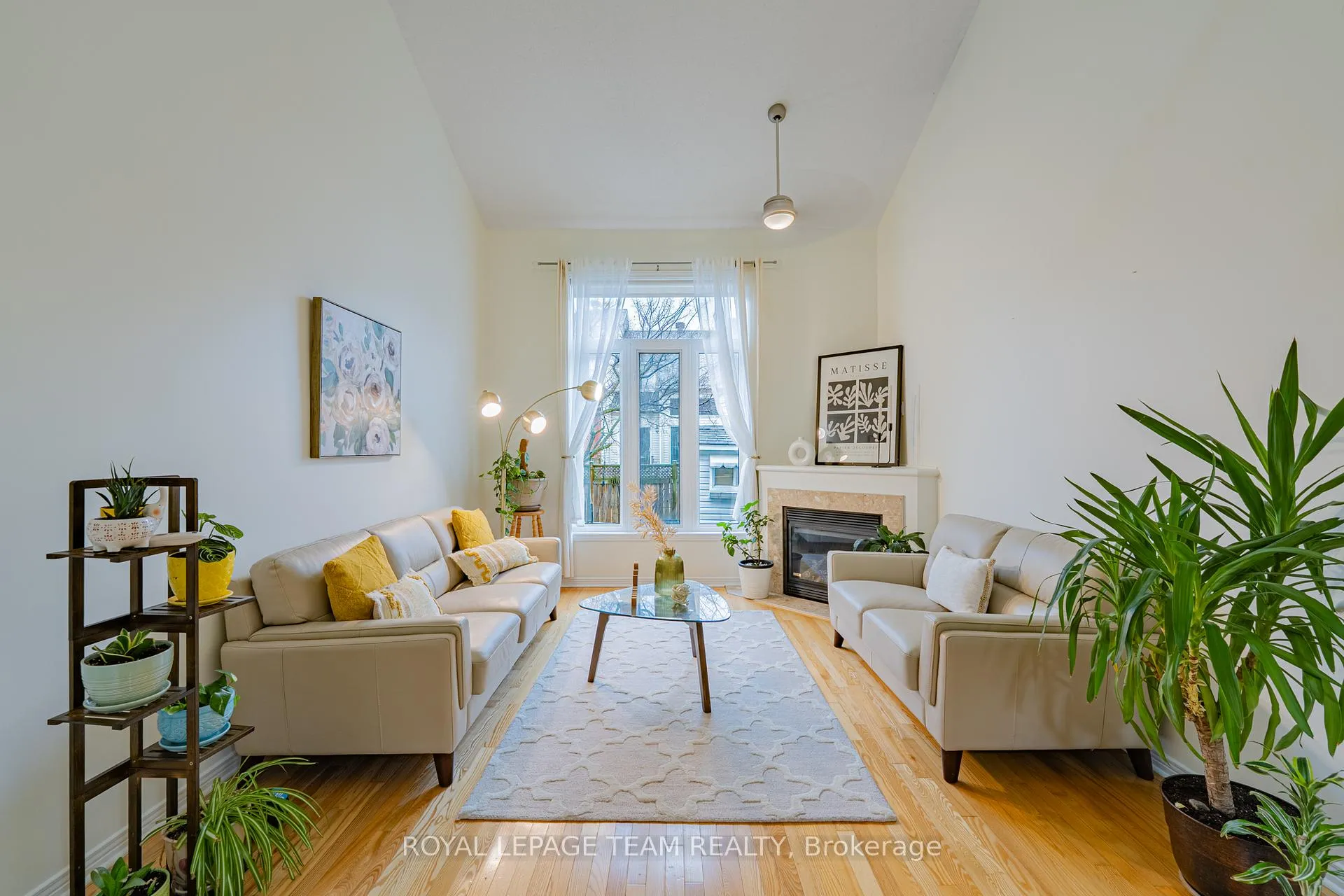 Photo 12 of 66 Gray Crescent, Ottawa, Kanata - Beaverbrook — HOMEH