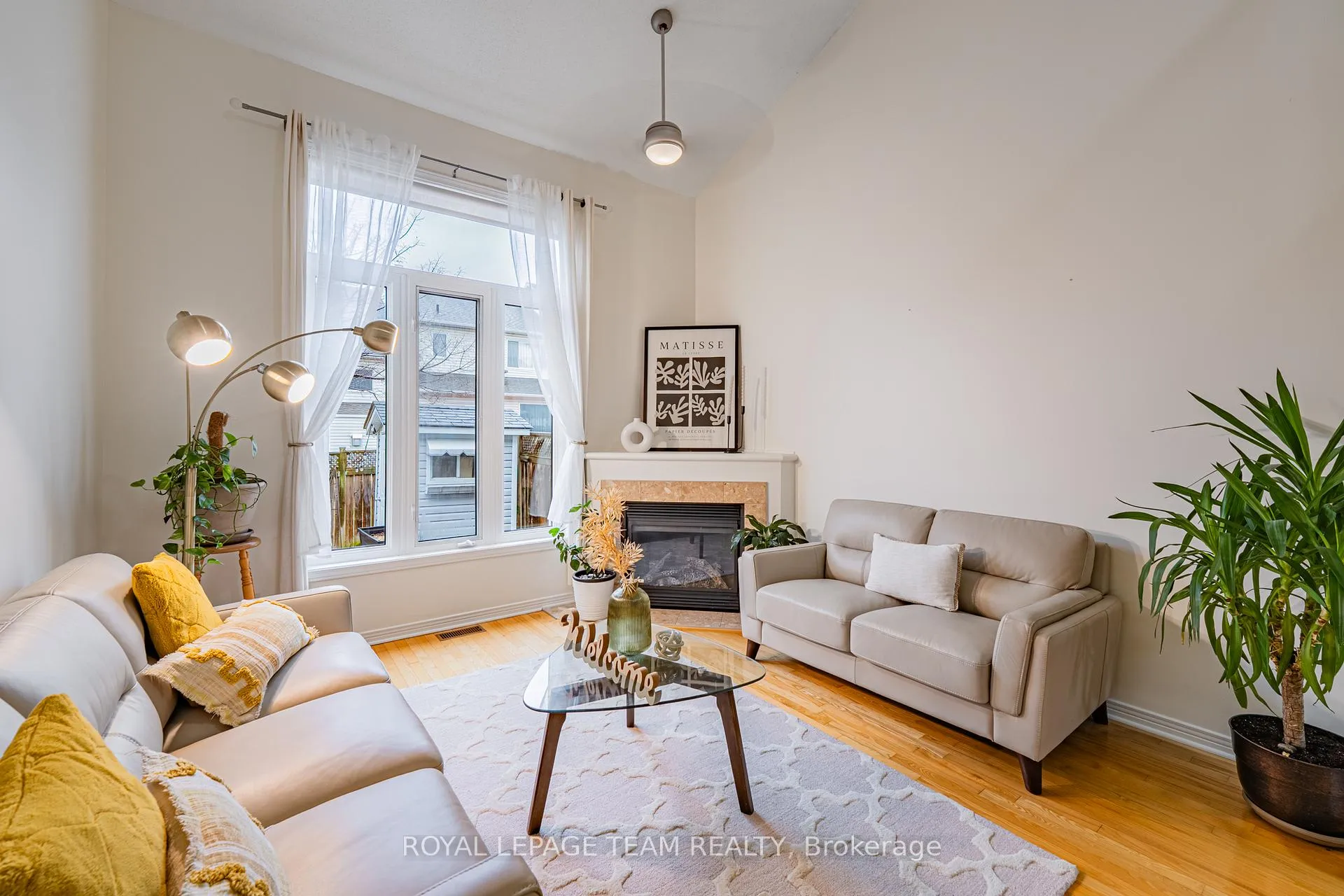 Photo 13 of 66 Gray Crescent, Ottawa, Kanata - Beaverbrook — HOMEH