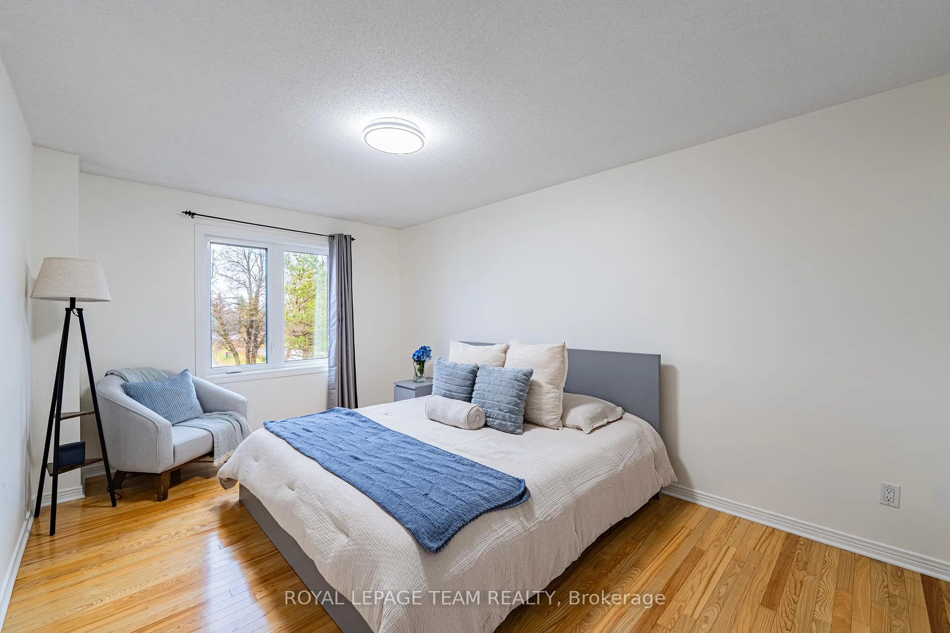 Photo 24 of 66 Gray Crescent, Ottawa, Kanata - Beaverbrook — HOMEH