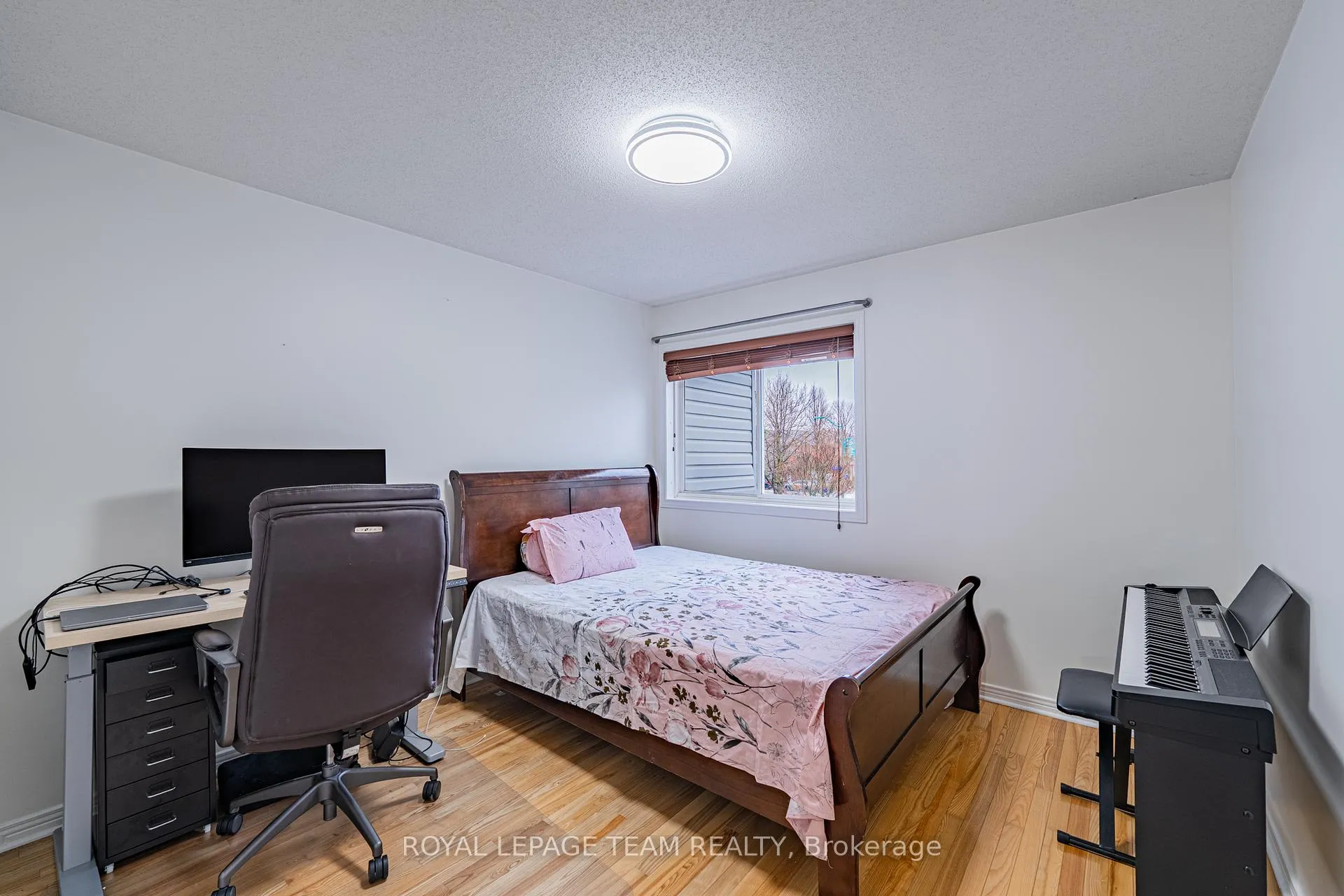 Photo 32 of 66 Gray Crescent, Ottawa, Kanata - Beaverbrook — HOMEH