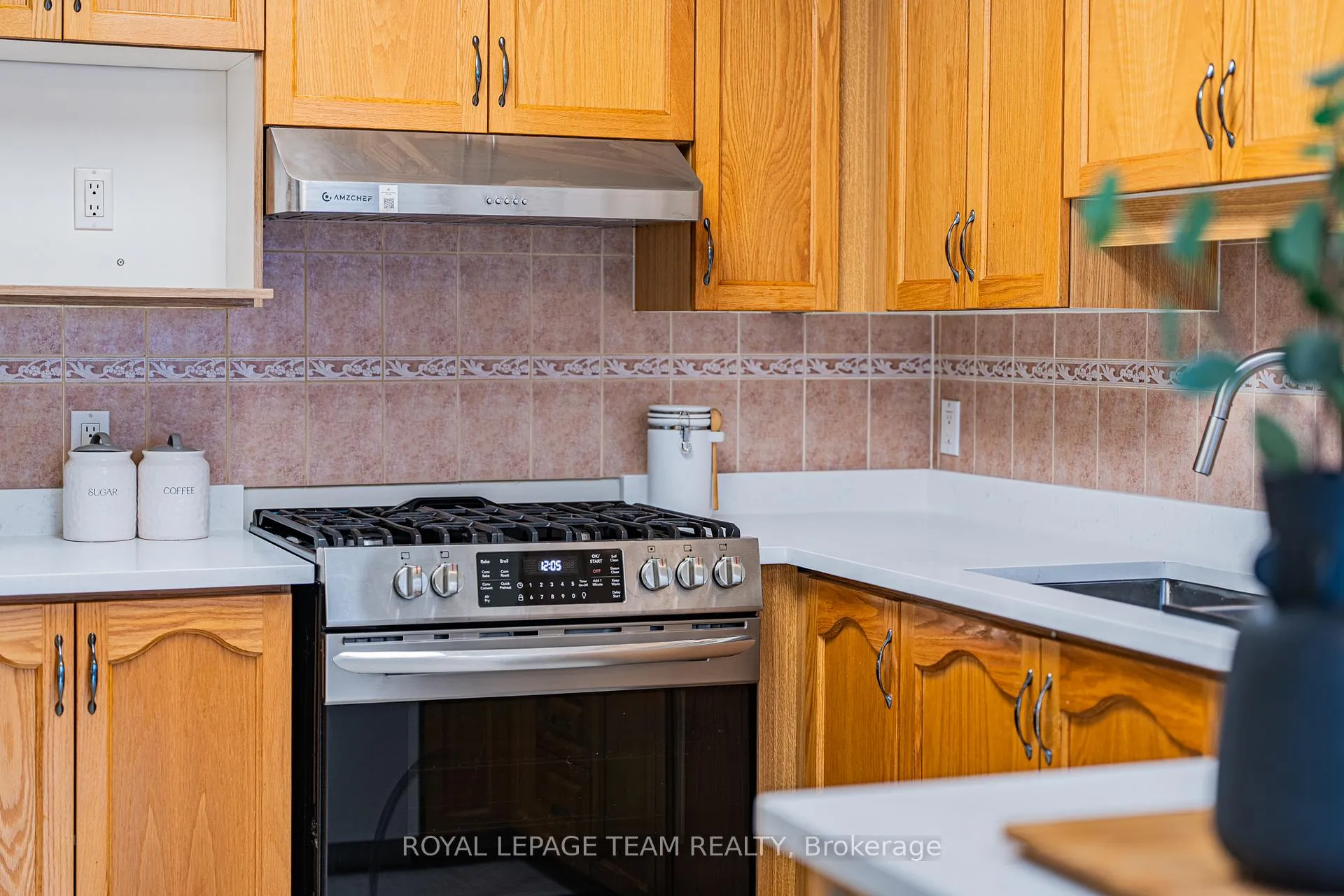 Photo 40 of 66 Gray Crescent, Ottawa, Kanata - Beaverbrook — HOMEH