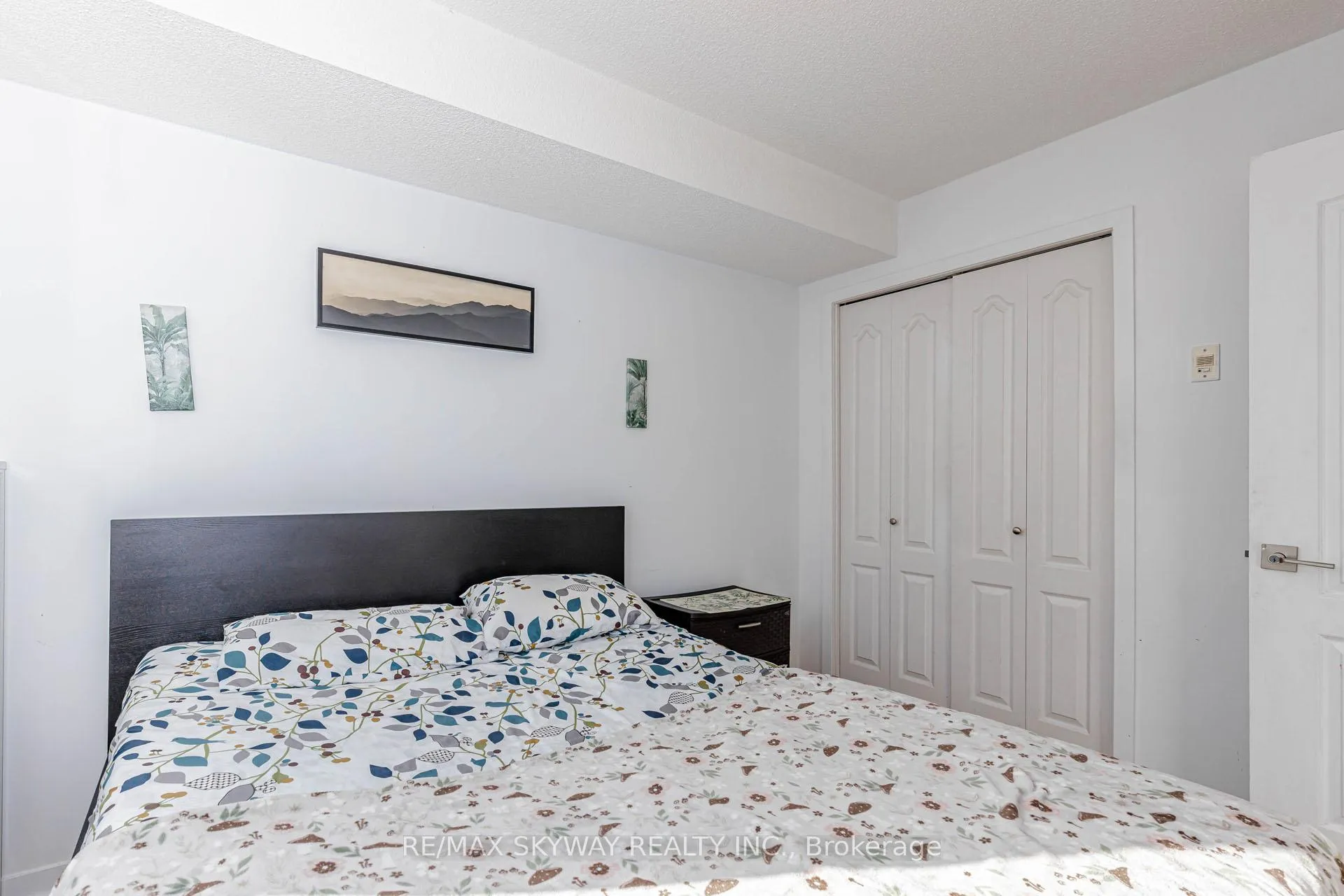 Photo 39 of Unit 1403, 8 Dayspring Circle, Brampton, Goreway Drive Corridor — HOMEH