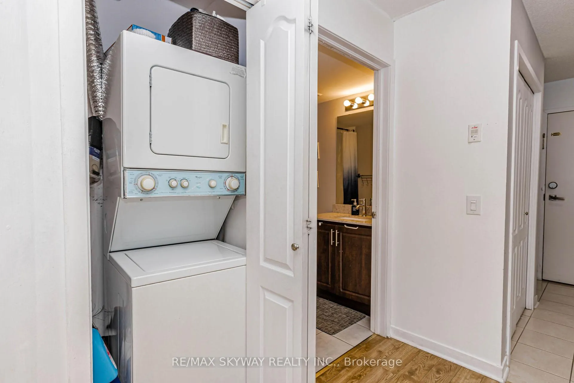 Photo 43 of Unit 1403, 8 Dayspring Circle, Brampton, Goreway Drive Corridor — HOMEH