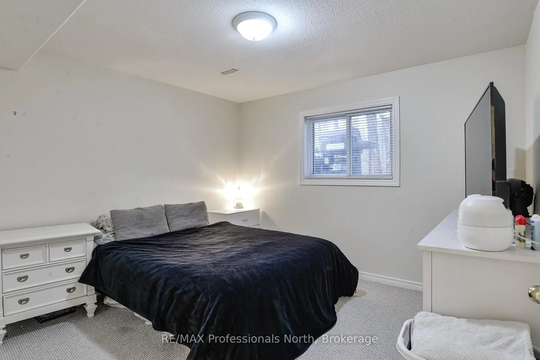 Photo 8 of Unit 12, 200 Pine Street, Bracebridge, Macaulay — HOMEH