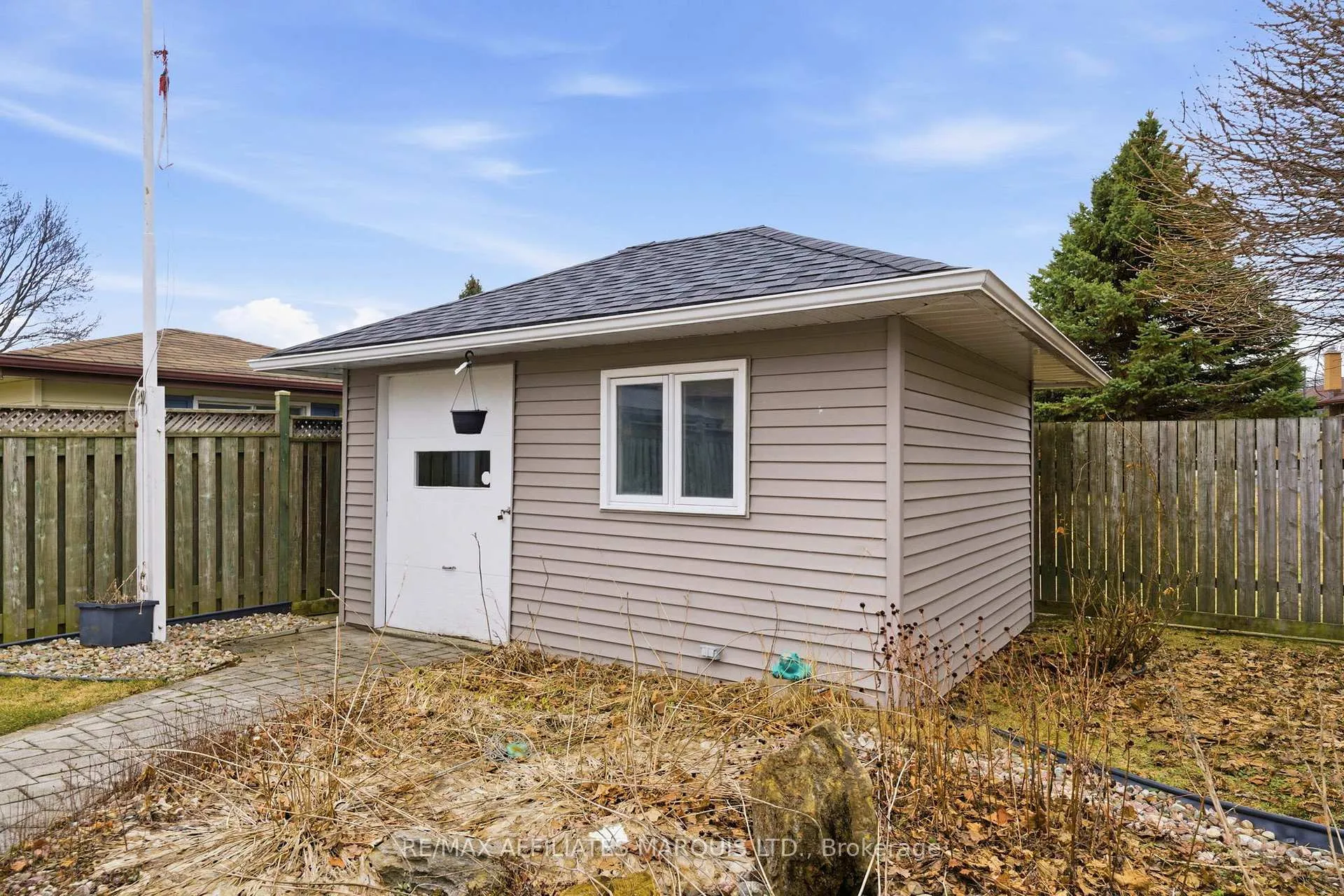 Photo 33 of 681 Champlain Drive, Cornwall — HOMEH