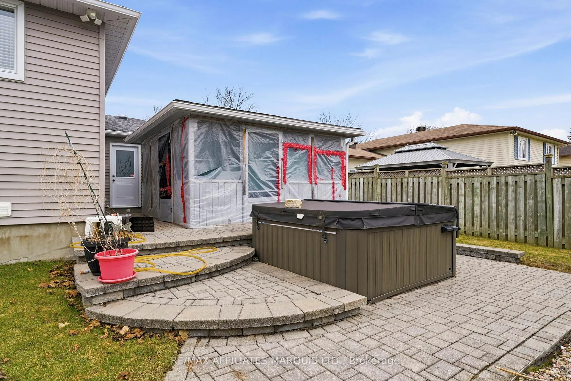 Photo 37 of 681 Champlain Drive, Cornwall — HOMEH