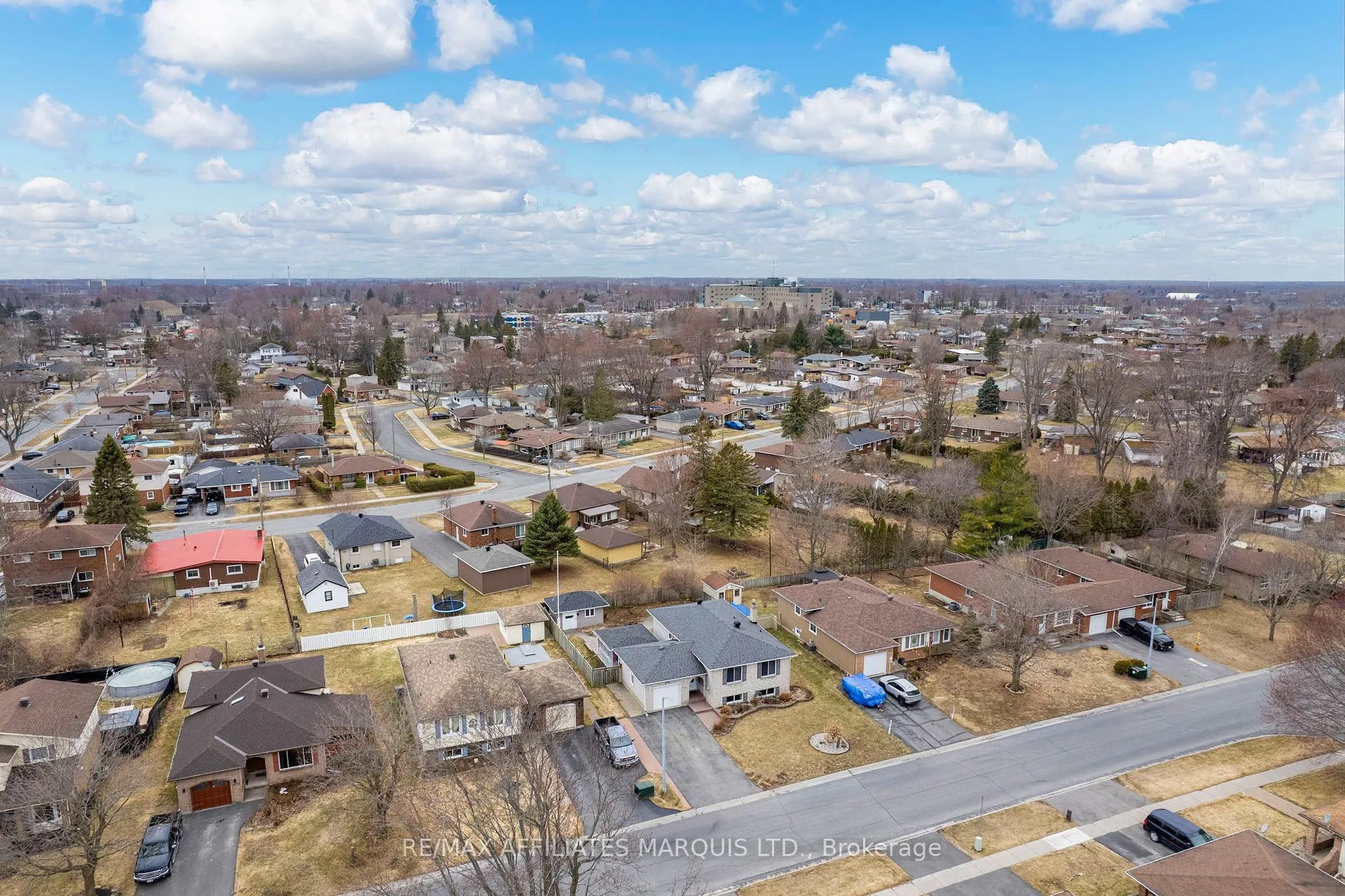 Photo 42 of 681 Champlain Drive, Cornwall — HOMEH
