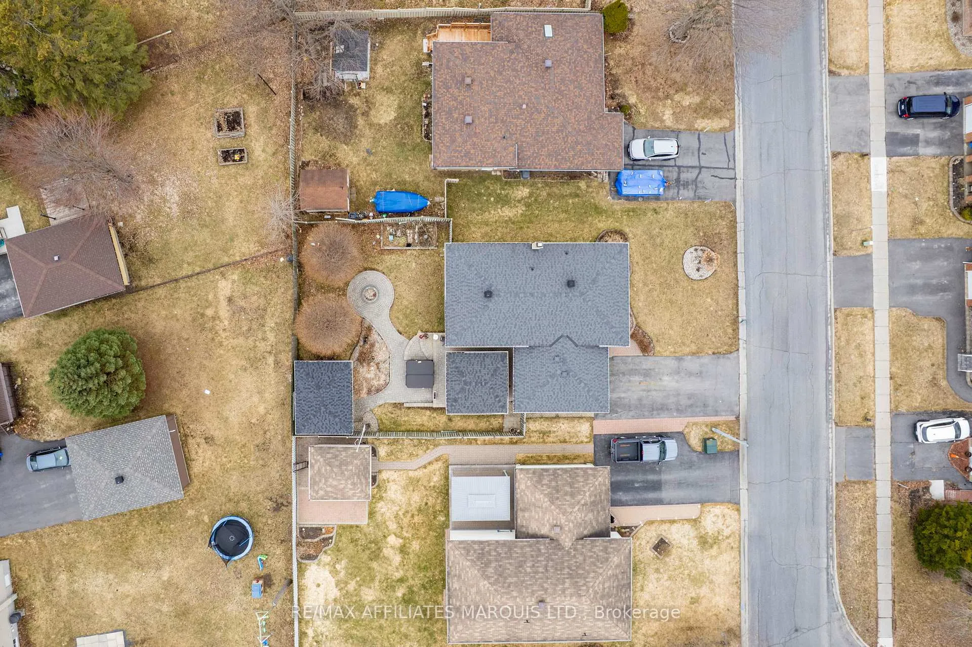 Photo 46 of 681 Champlain Drive, Cornwall — HOMEH