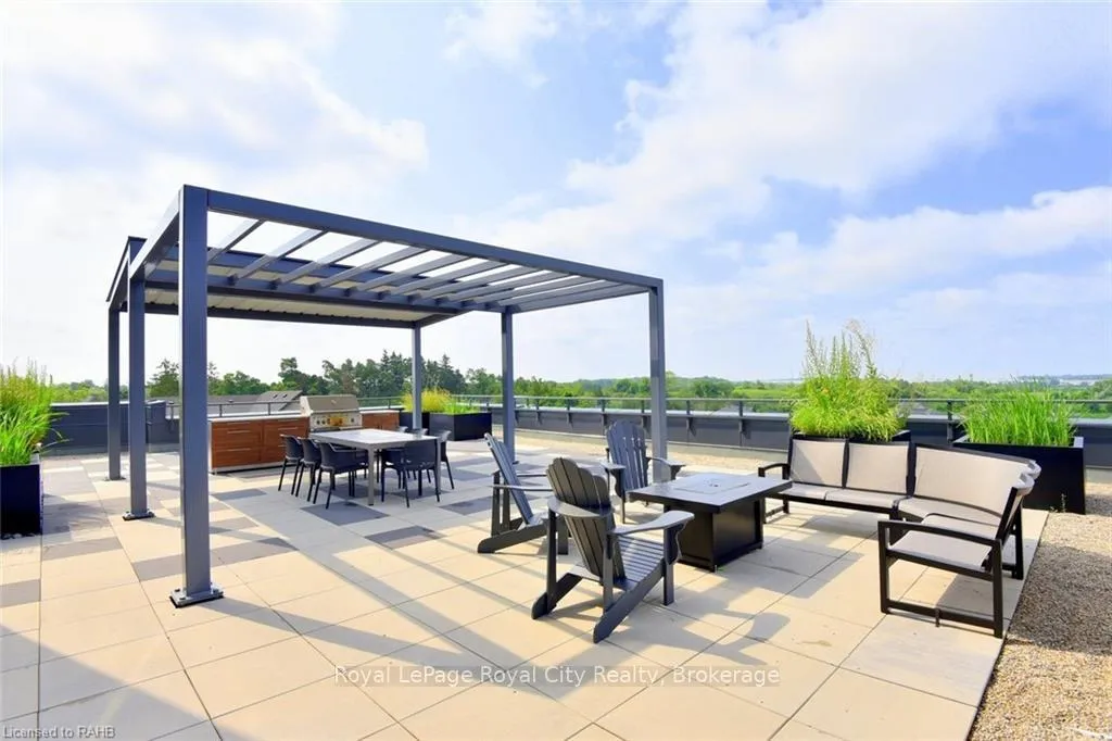Photo 31 of Unit 402, 332 Gosling Gardens, Guelph, Clairfields/Hanlon Business Park — HOMEH