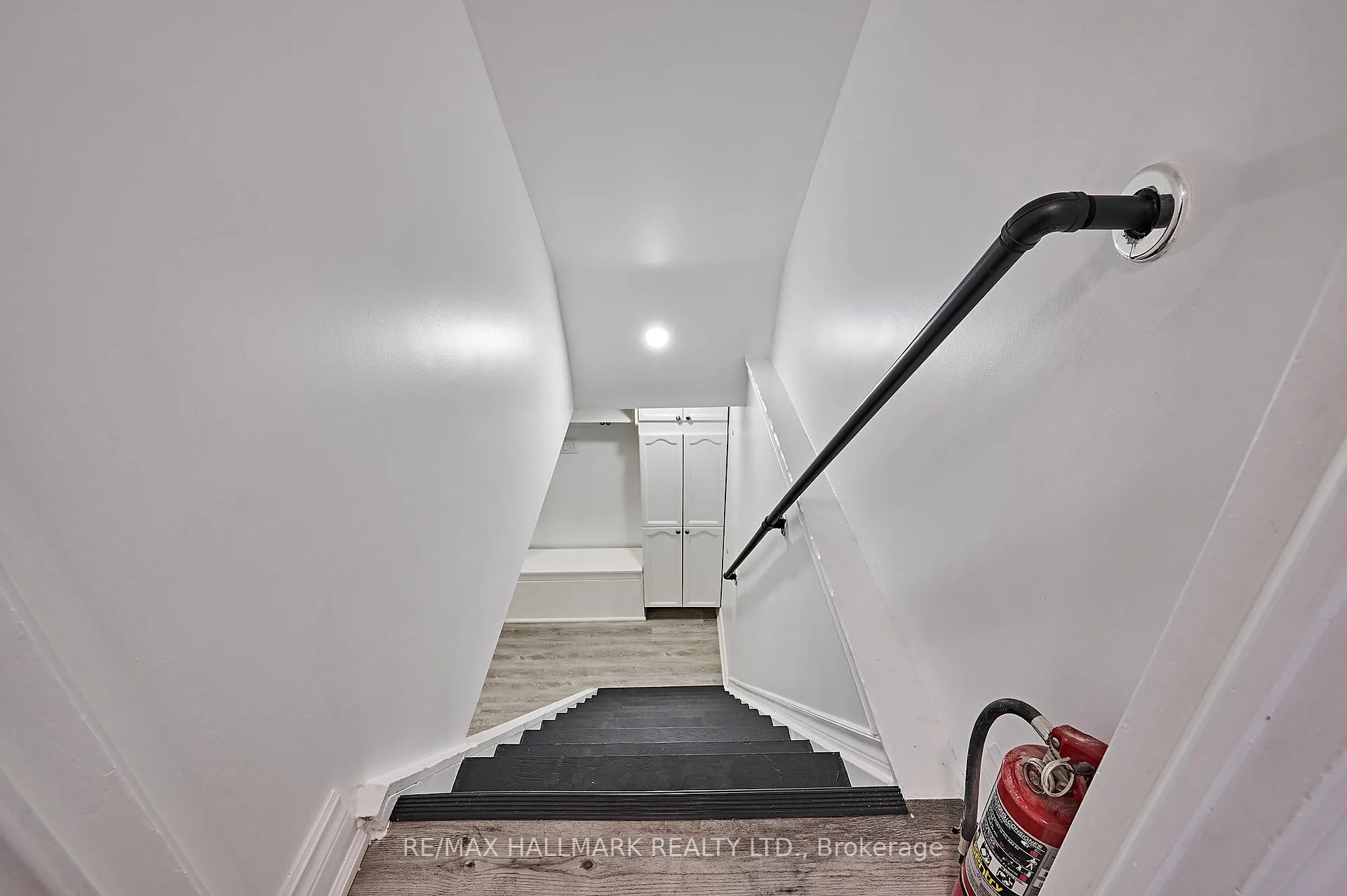 Photo 4 of 26 Michael Boulevard, Whitby, Lynde Creek — HOMEH