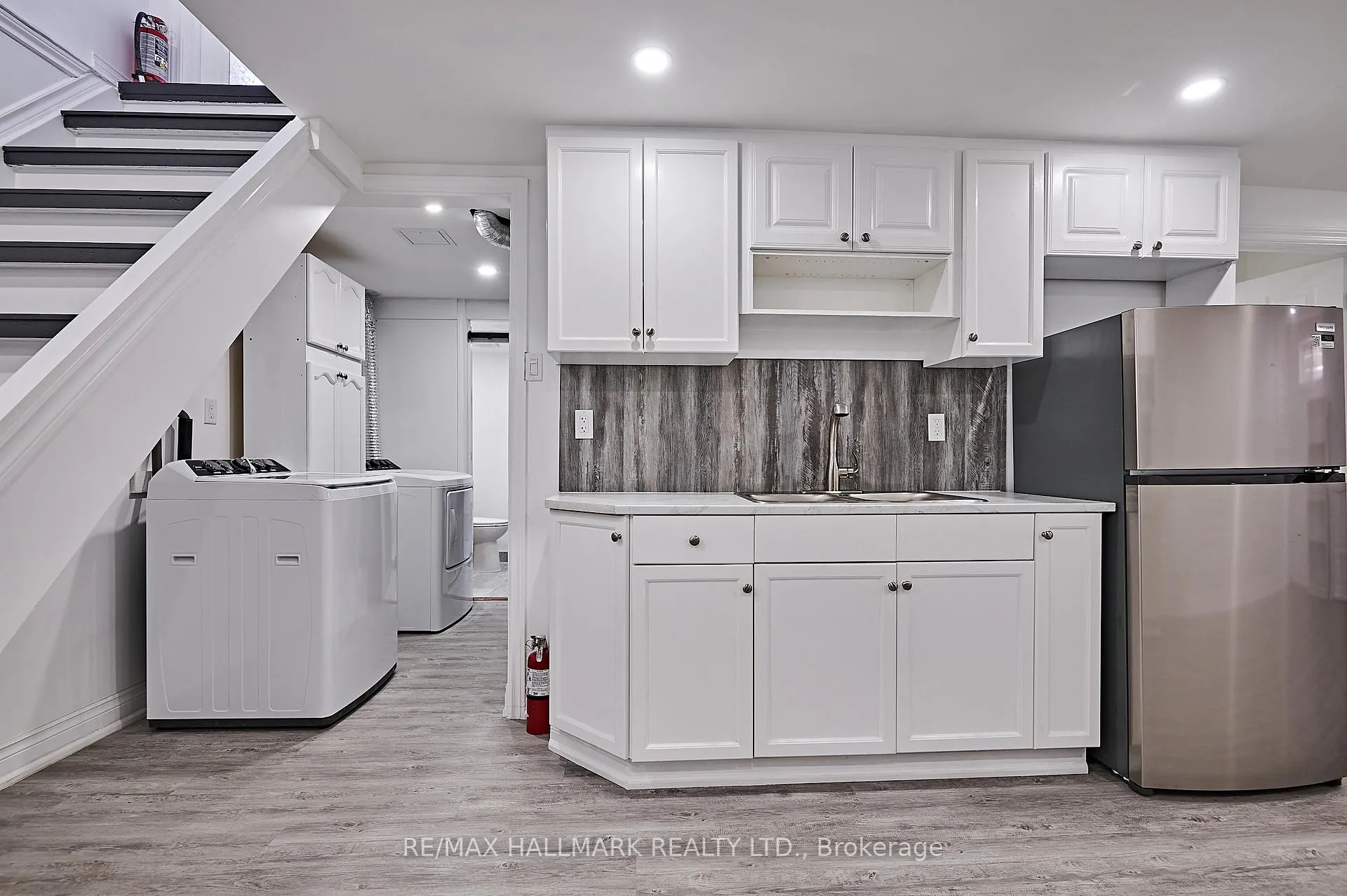 Photo 7 of 26 Michael Boulevard, Whitby, Lynde Creek — HOMEH