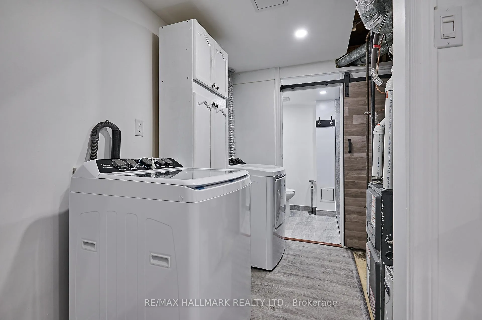 Photo 17 of 26 Michael Boulevard, Whitby, Lynde Creek — HOMEH