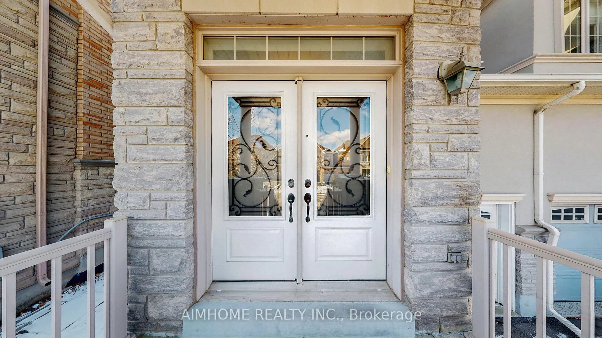 Photo 1 of 18 Bristlewood Crescent, Vaughan, Patterson — HOMEH