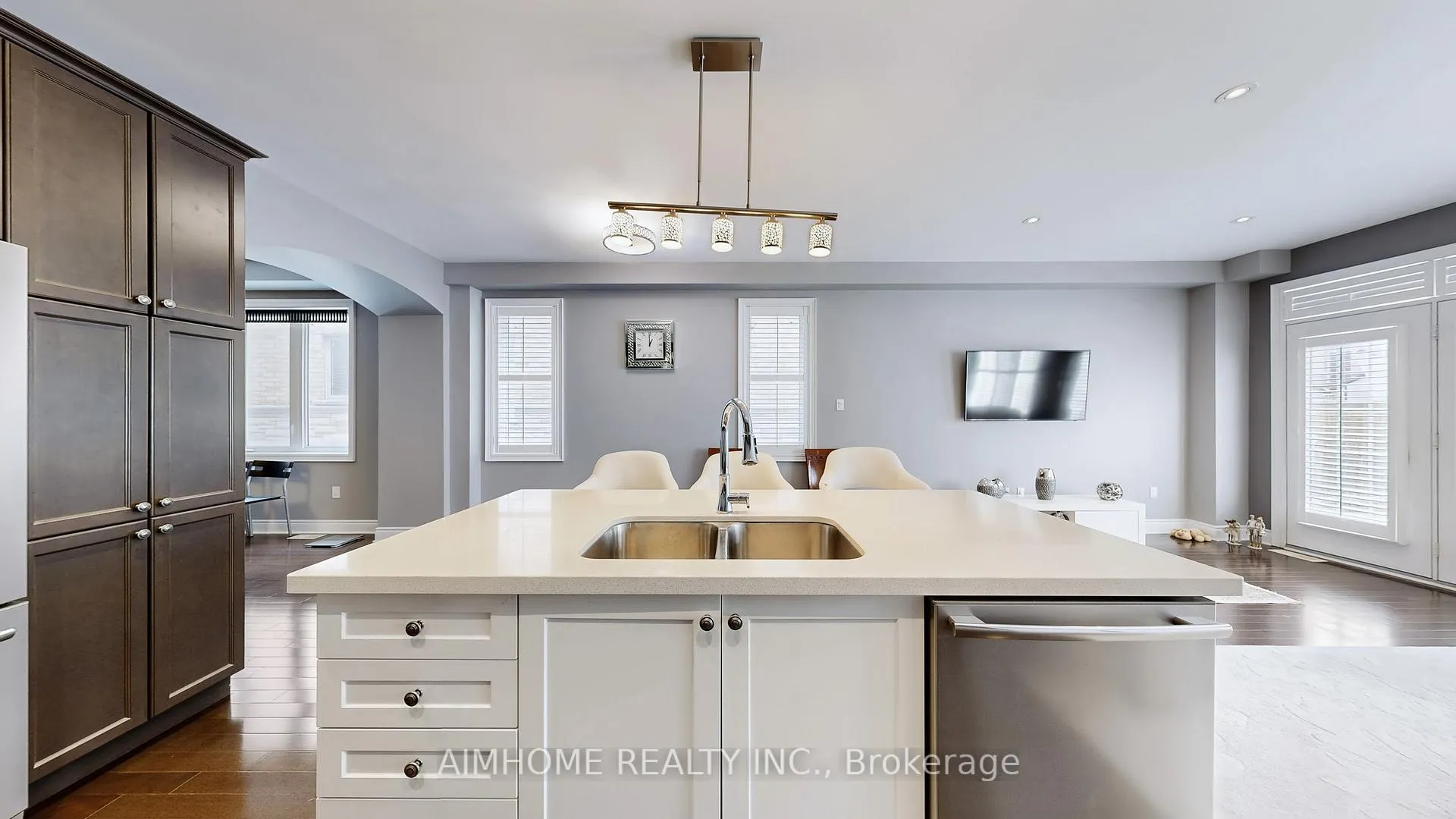 Photo 11 of 18 Bristlewood Crescent, Vaughan, Patterson — HOMEH