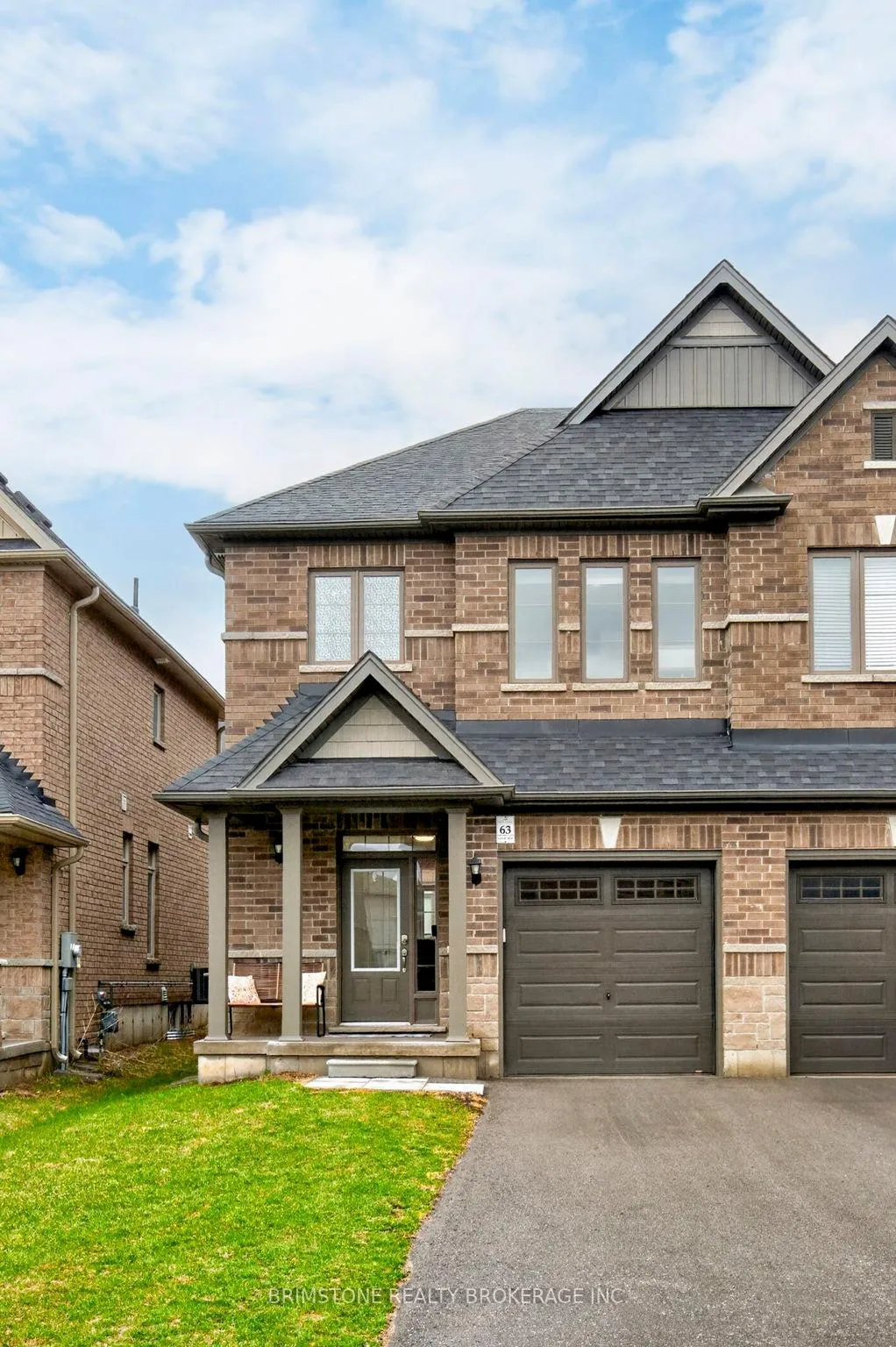 Photo 2 of 63 Copperhill Heights, Barrie, Painswick South — HOMEH