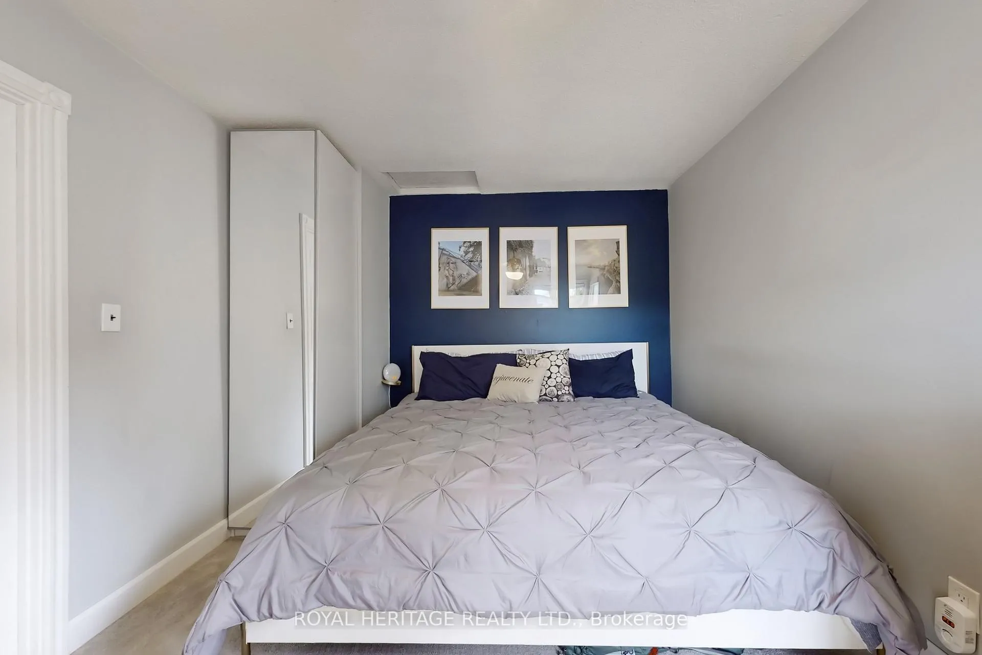 Photo 18 of 24 York Street, Ajax, Central — HOMEH
