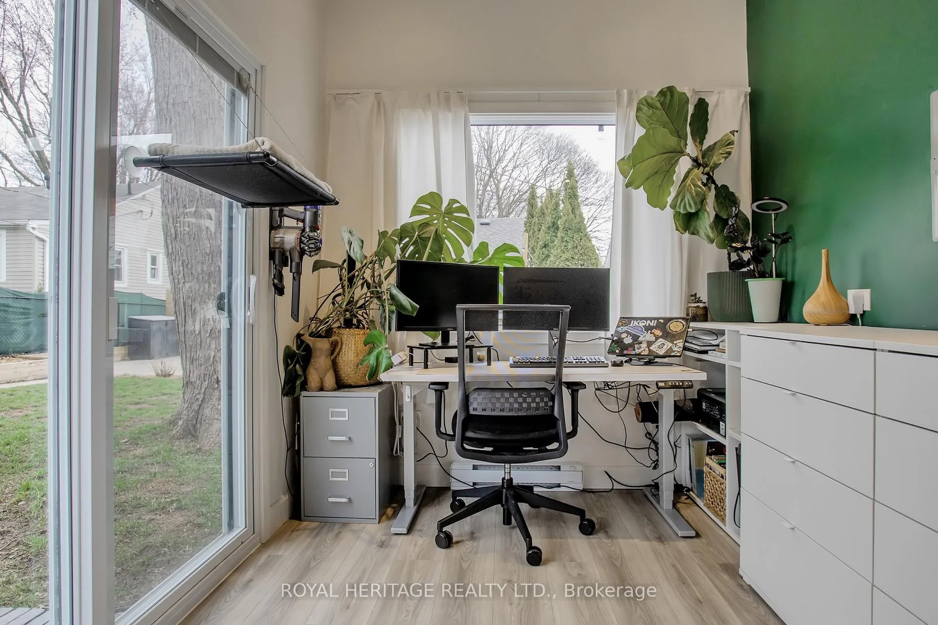 Photo 34 of 24 York Street, Ajax, Central — HOMEH