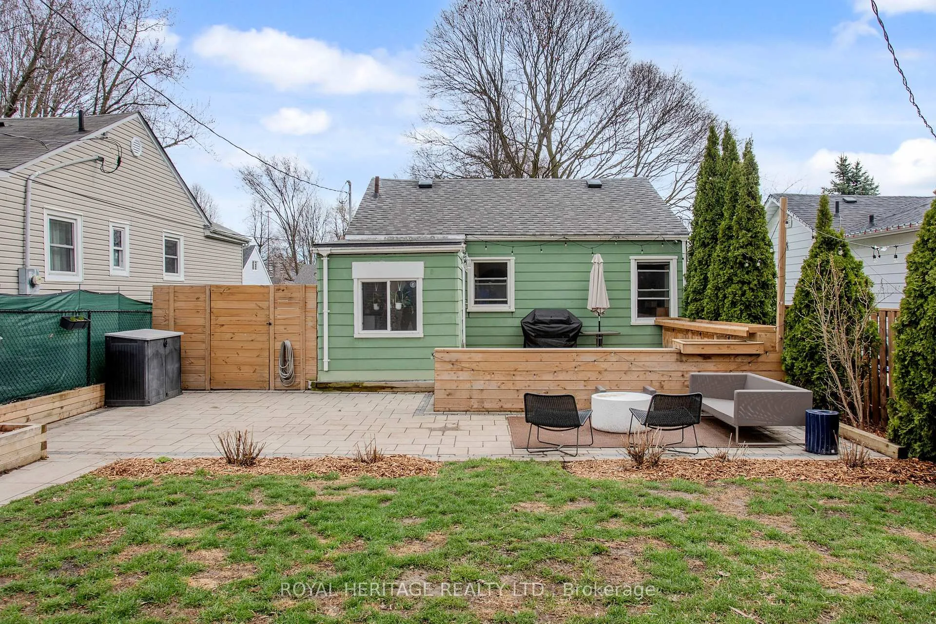 Photo 38 of 24 York Street, Ajax, Central — HOMEH