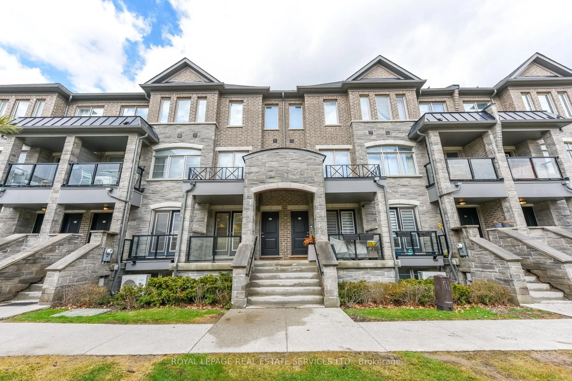 Photo 1 of Unit 153, 200 Veterans Drive, Brampton, Northwest Brampton — HOMEH