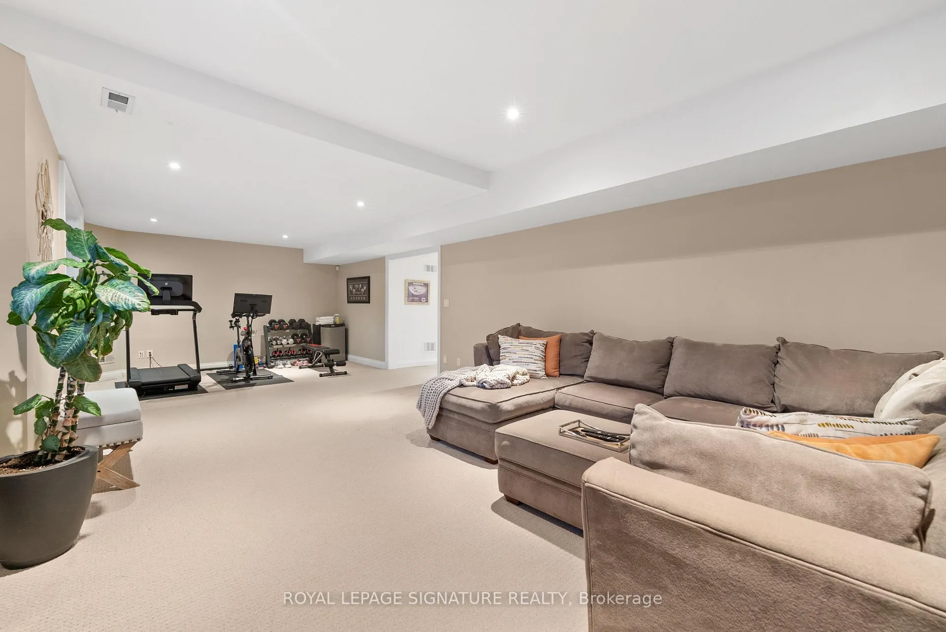 Photo 26 of 68 Carmichael Avenue, Toronto, Bedford Park-Nortown — HOMEH