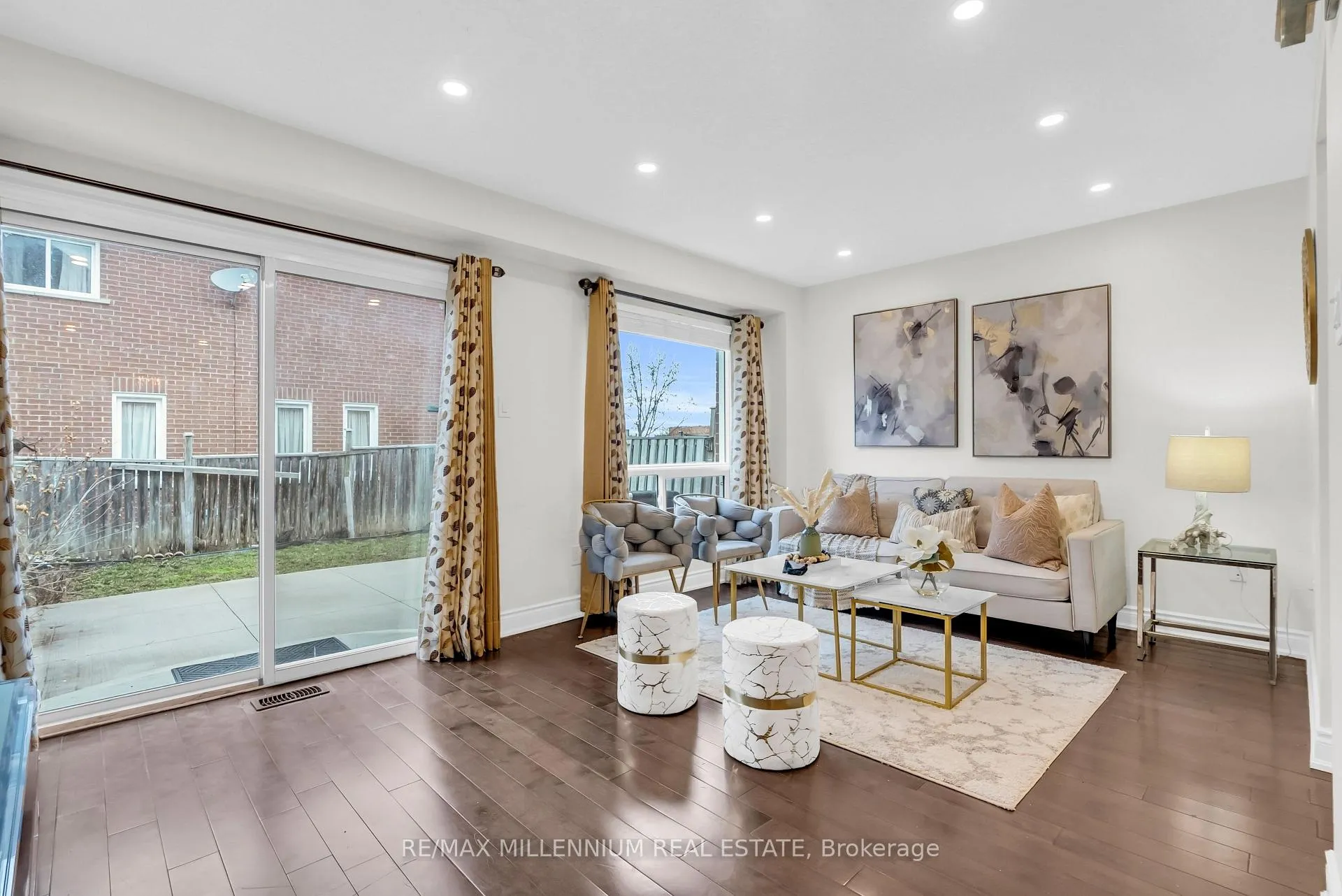 Photo 7 of 38 Kitto Court, Brampton, Fletcher's West — HOMEH