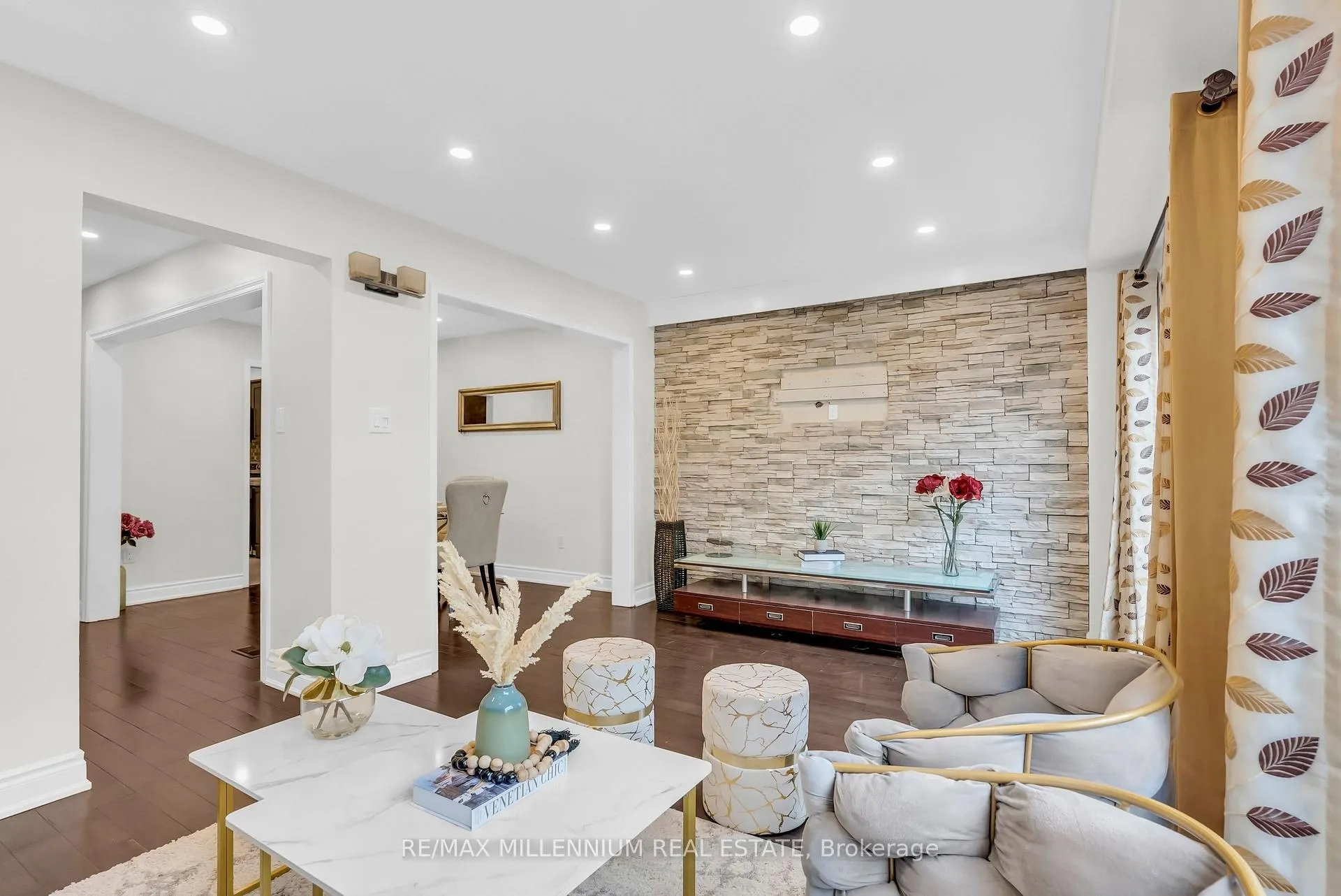 Photo 10 of 38 Kitto Court, Brampton, Fletcher's West — HOMEH