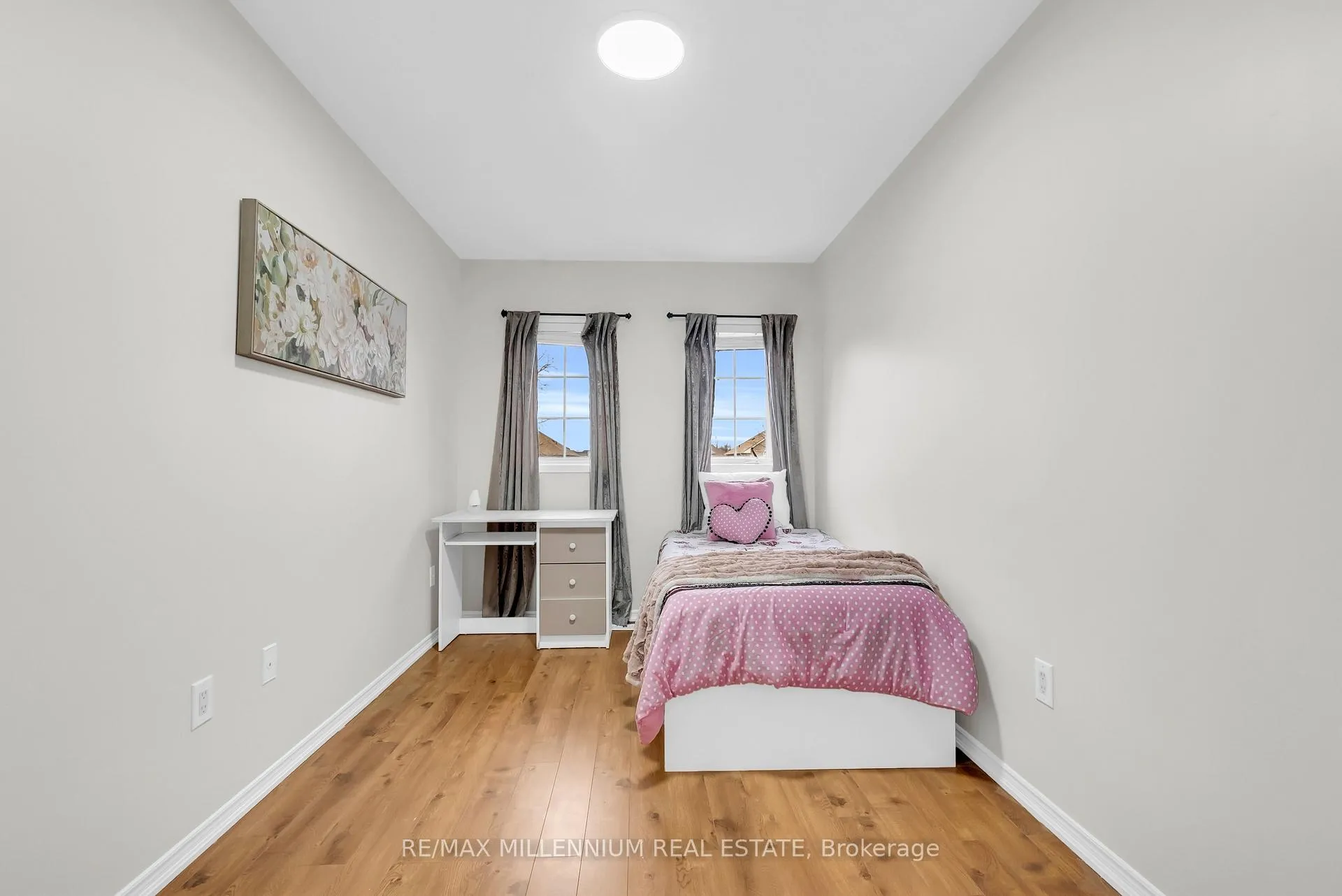 Photo 32 of 38 Kitto Court, Brampton, Fletcher's West — HOMEH