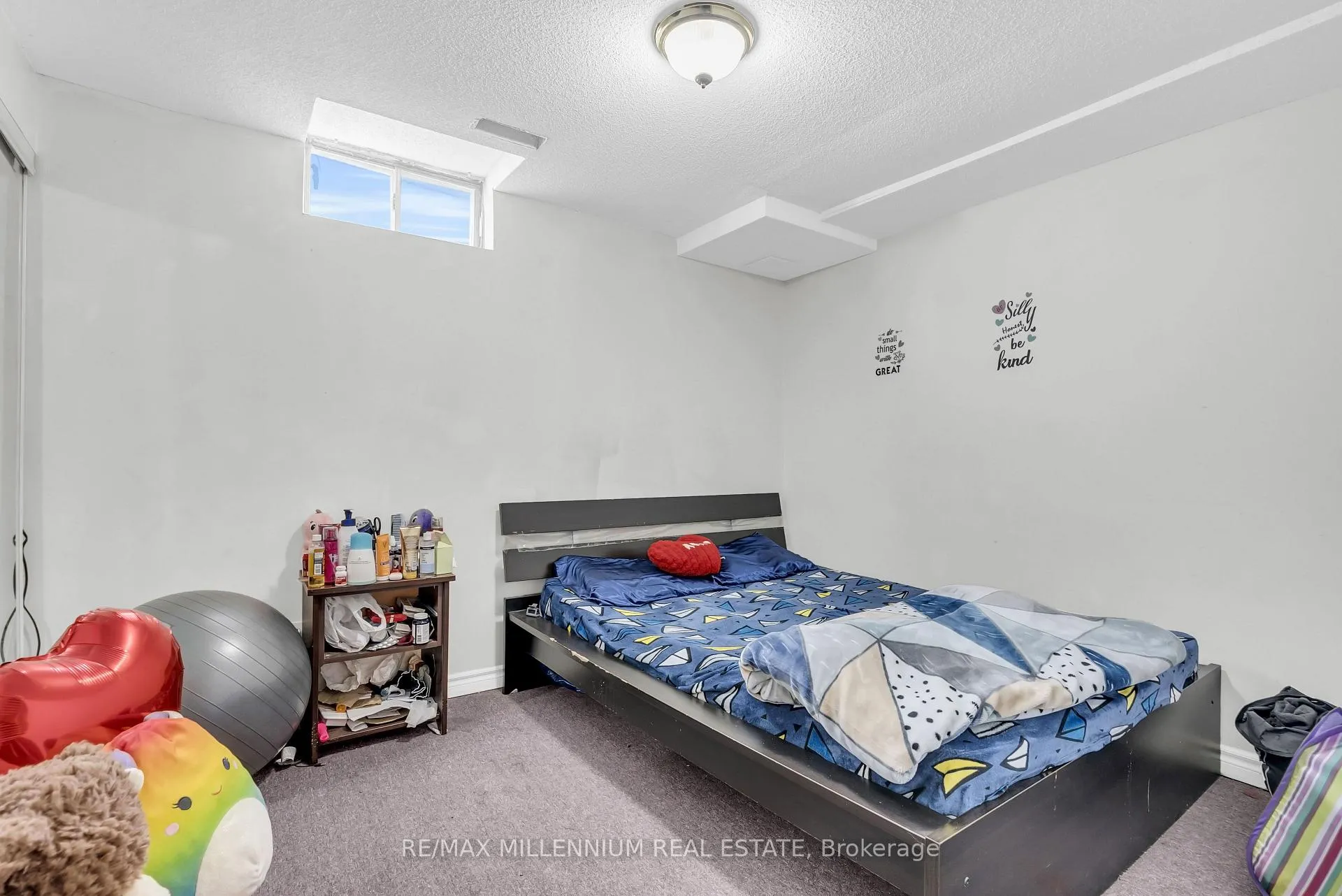 Photo 39 of 38 Kitto Court, Brampton, Fletcher's West — HOMEH