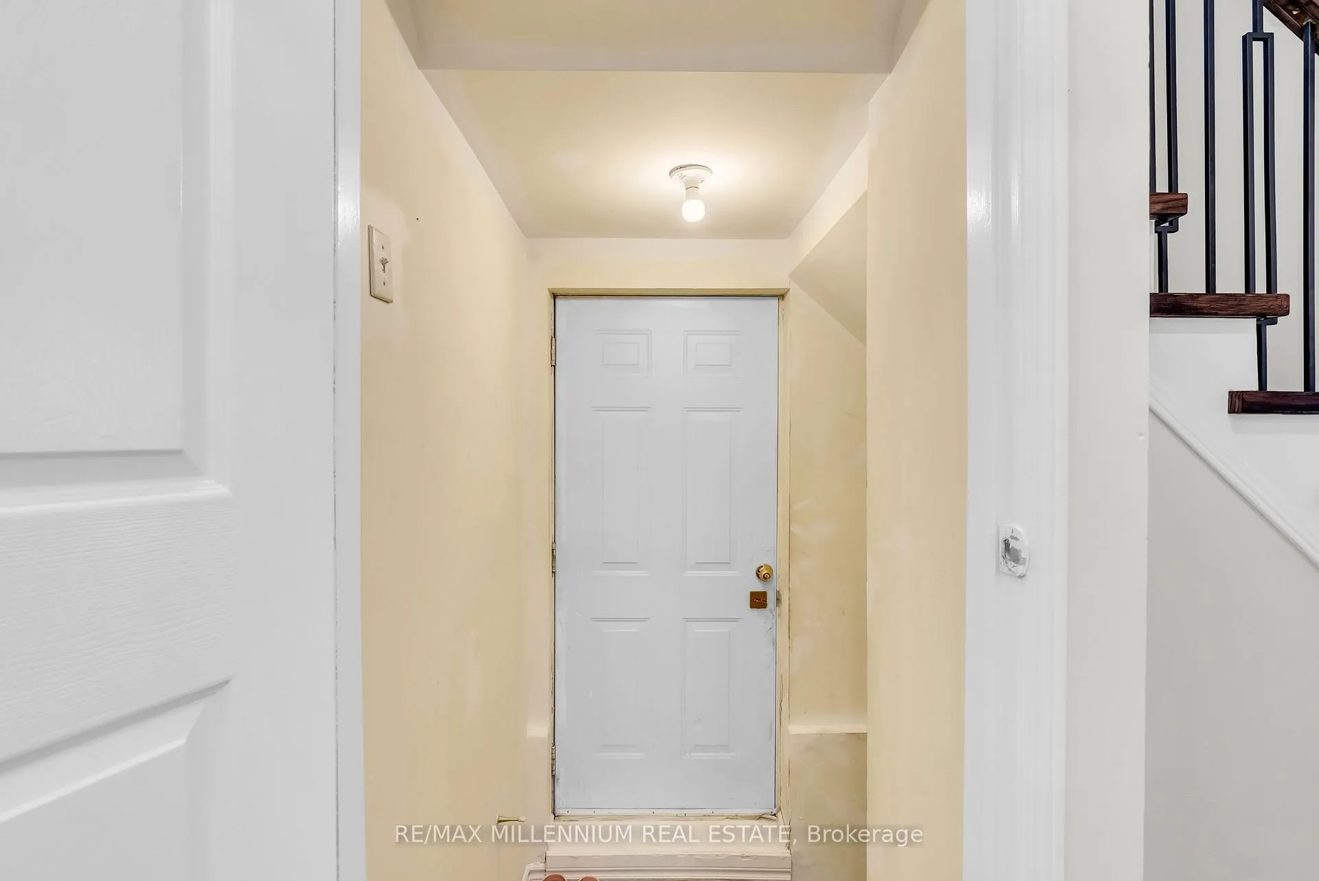 Photo 43 of 38 Kitto Court, Brampton, Fletcher's West — HOMEH