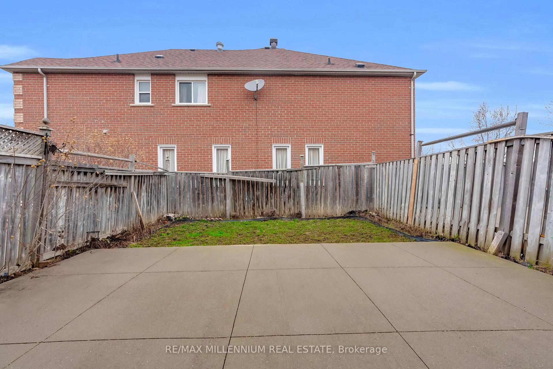 Photo 45 of 38 Kitto Court, Brampton, Fletcher's West — HOMEH
