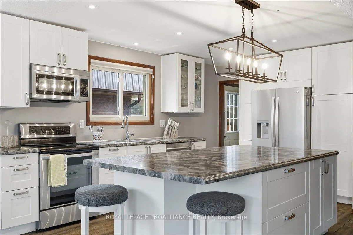 Photo 13 of 607 Bridge Street E, Belleville, Belleville Ward — HOMEH